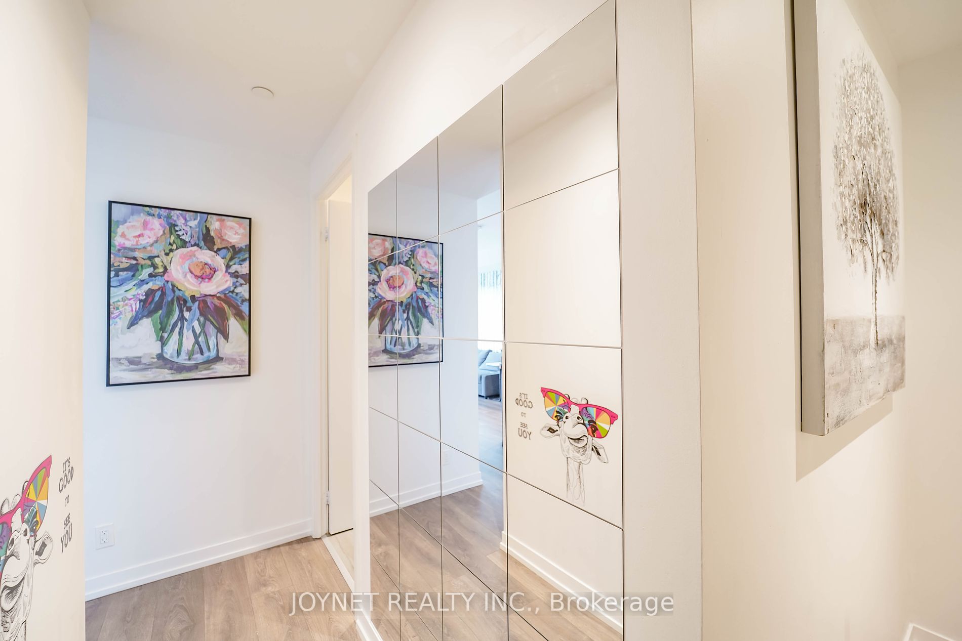 950 Portage Pkwy, #3905