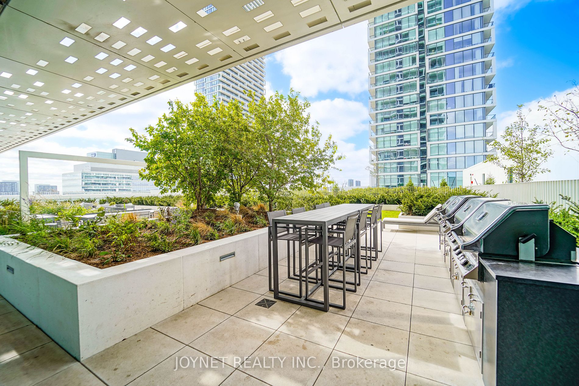 950 Portage Pkwy, #3905
