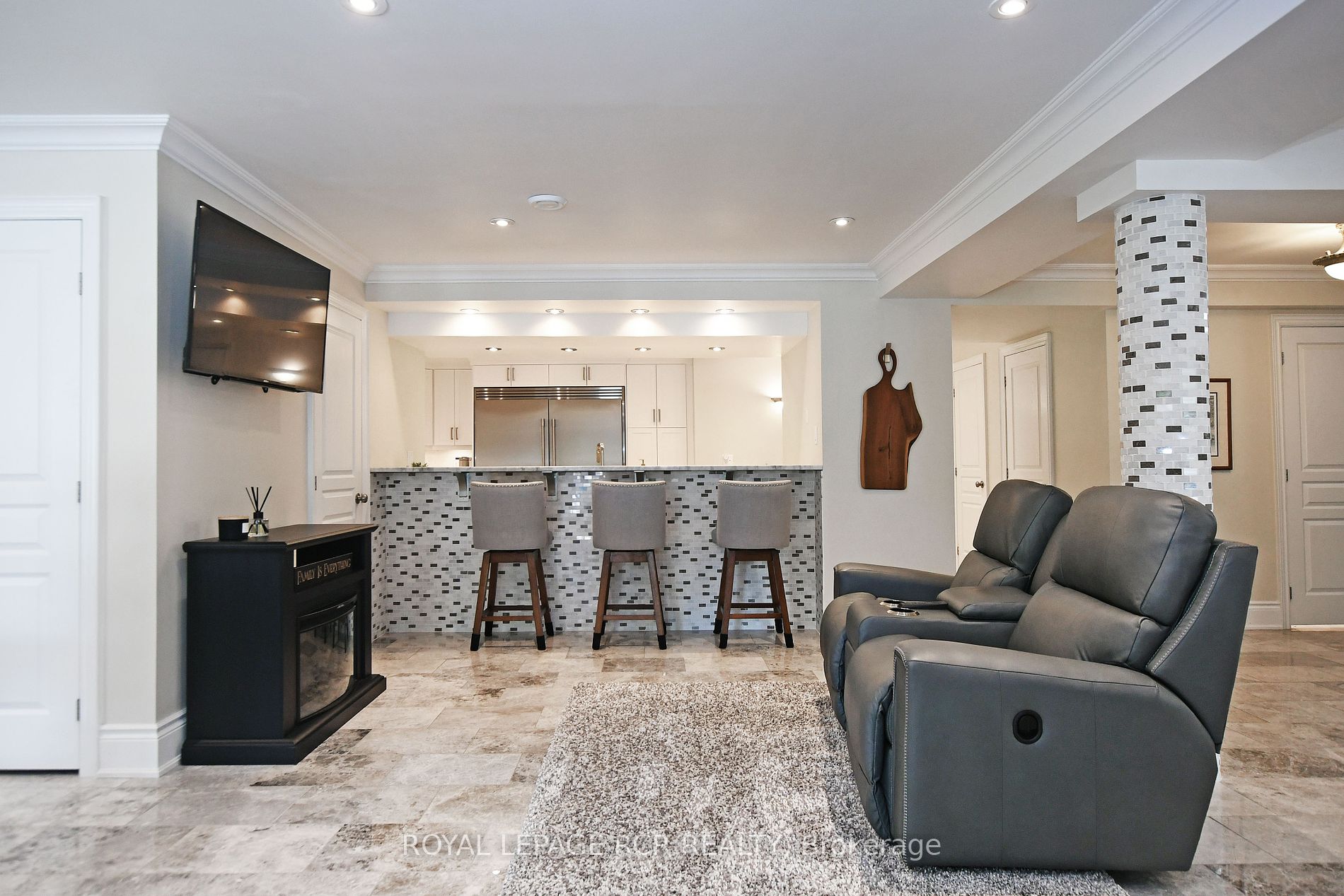 100 Woodland Hills Blvd
