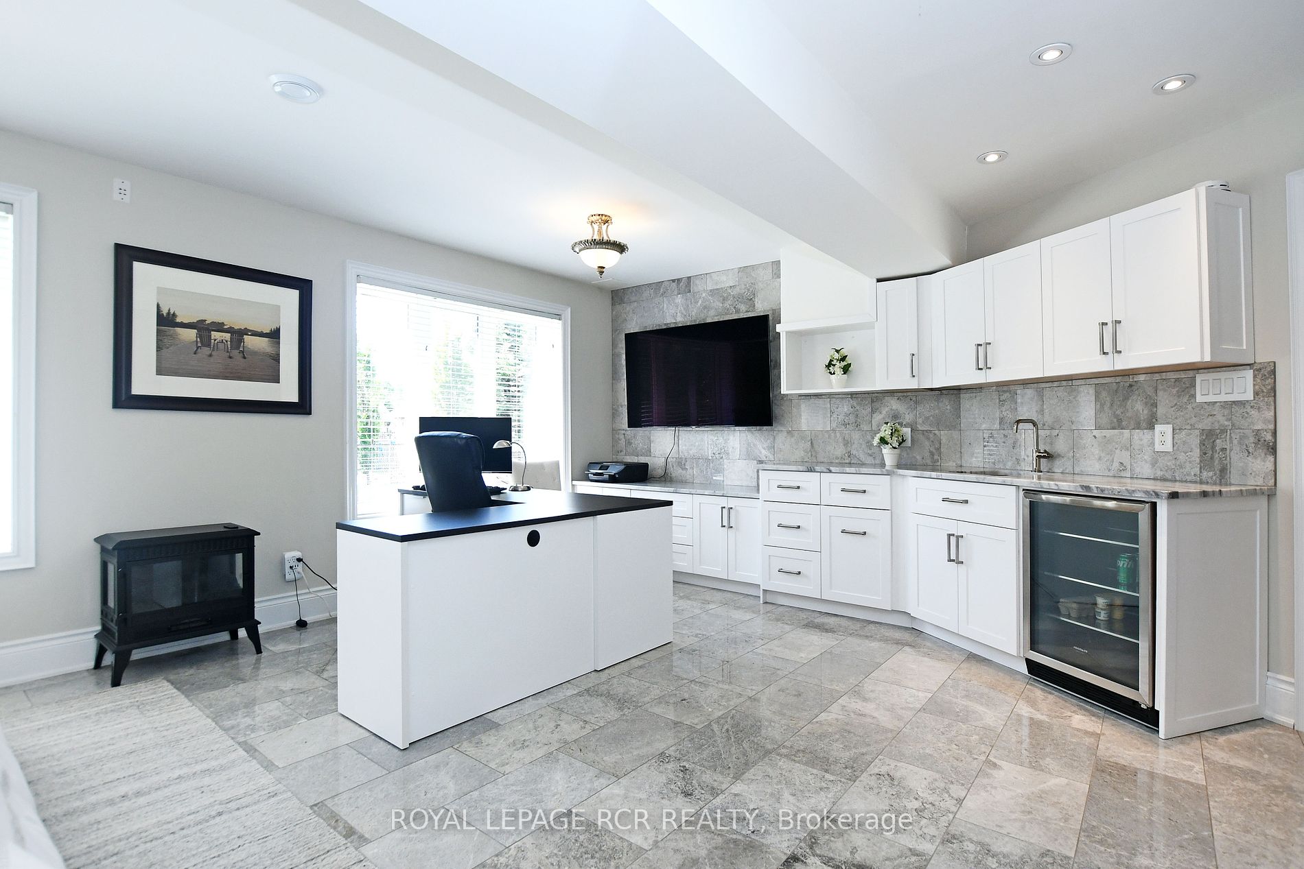 100 Woodland Hills Blvd