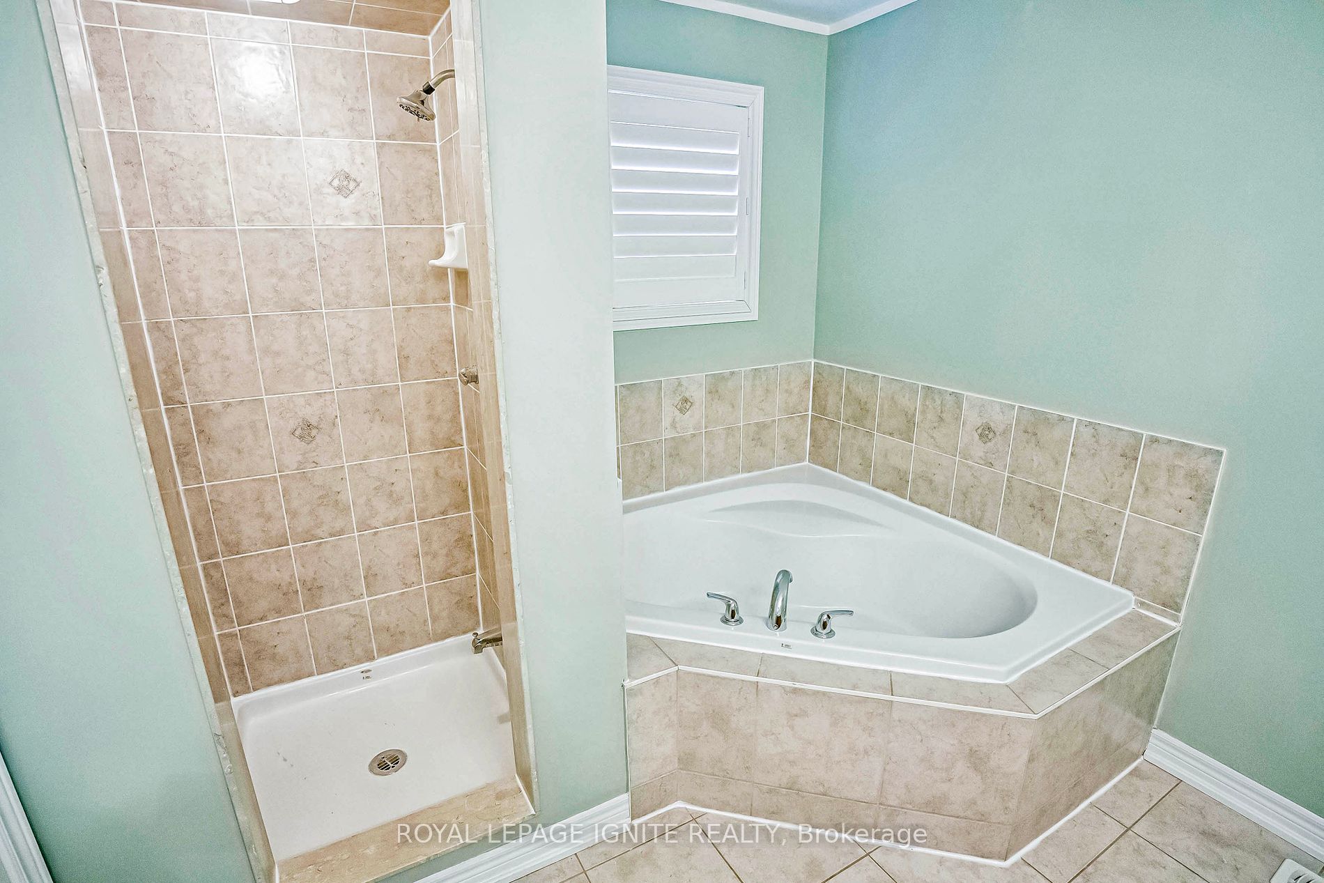 108 Ozner Cres