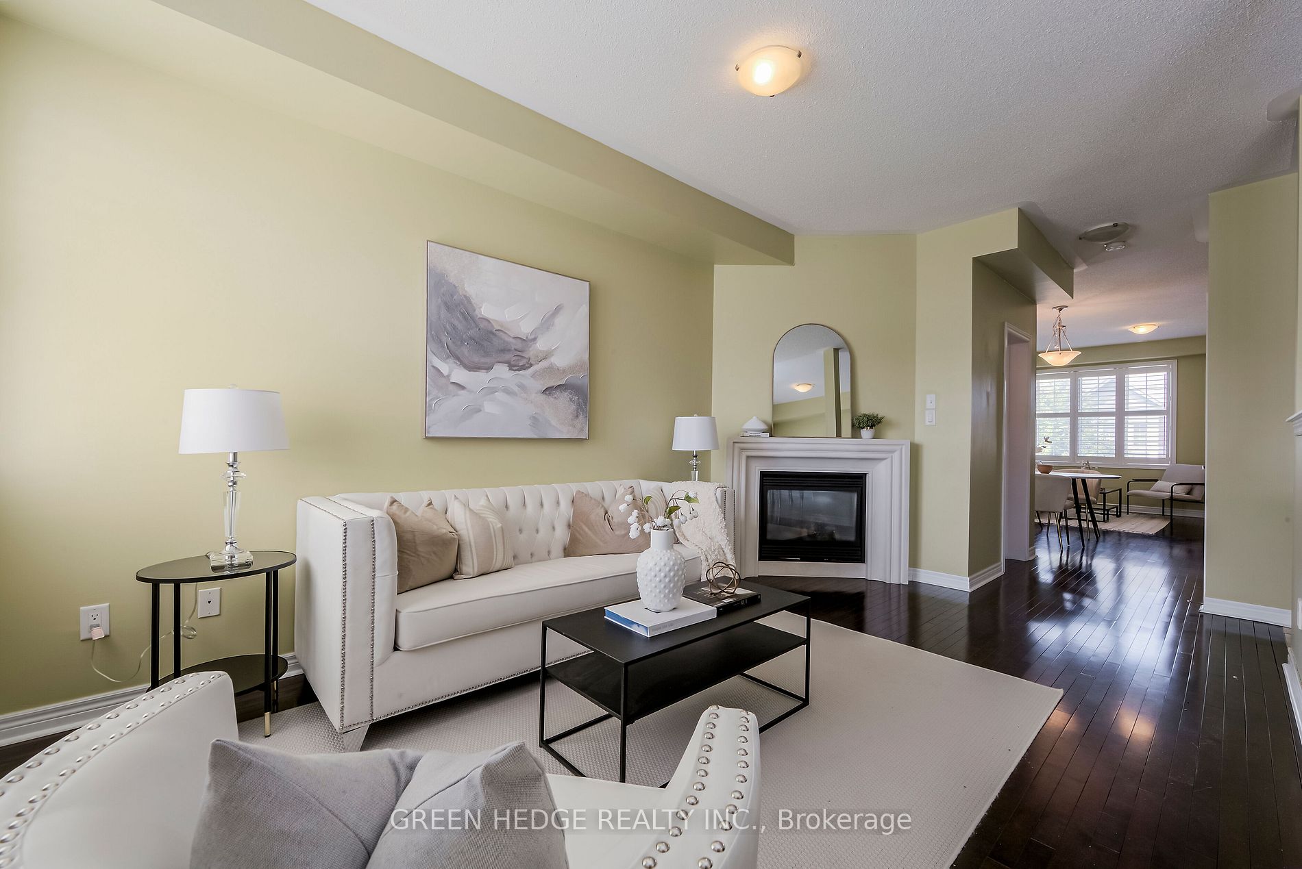 17 Ivy Stone Crt