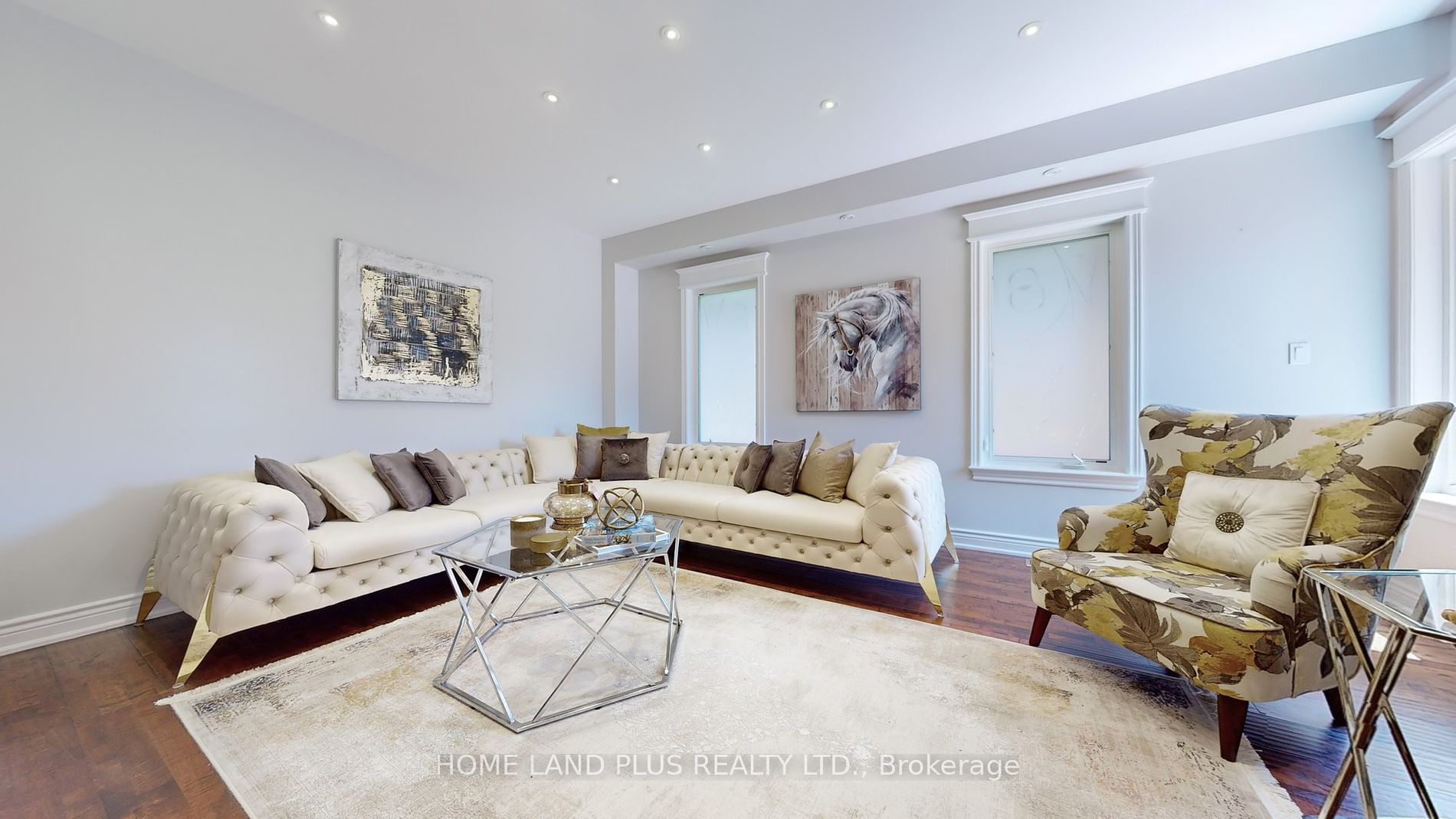 232 Shale Cres