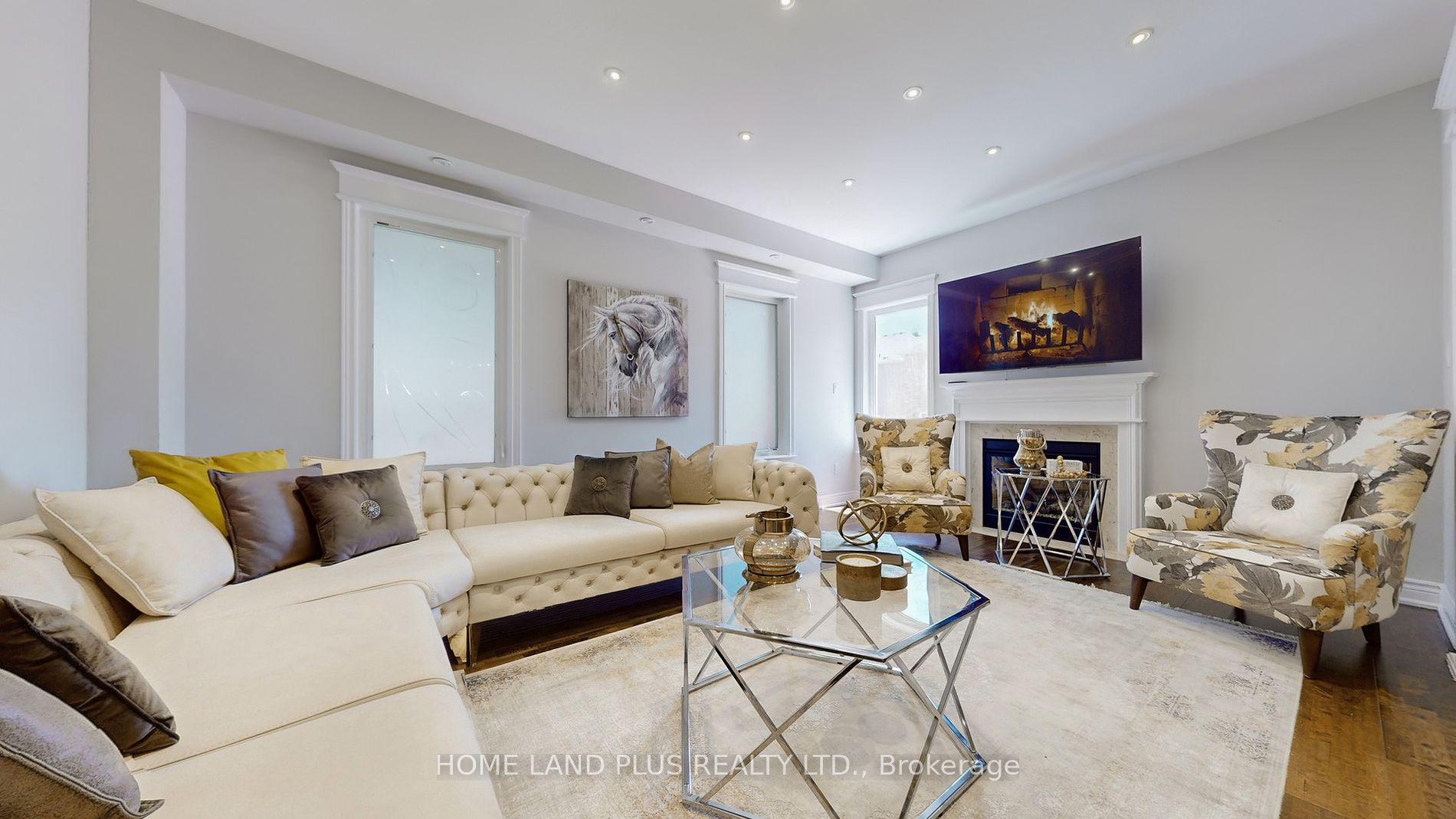 232 Shale Cres