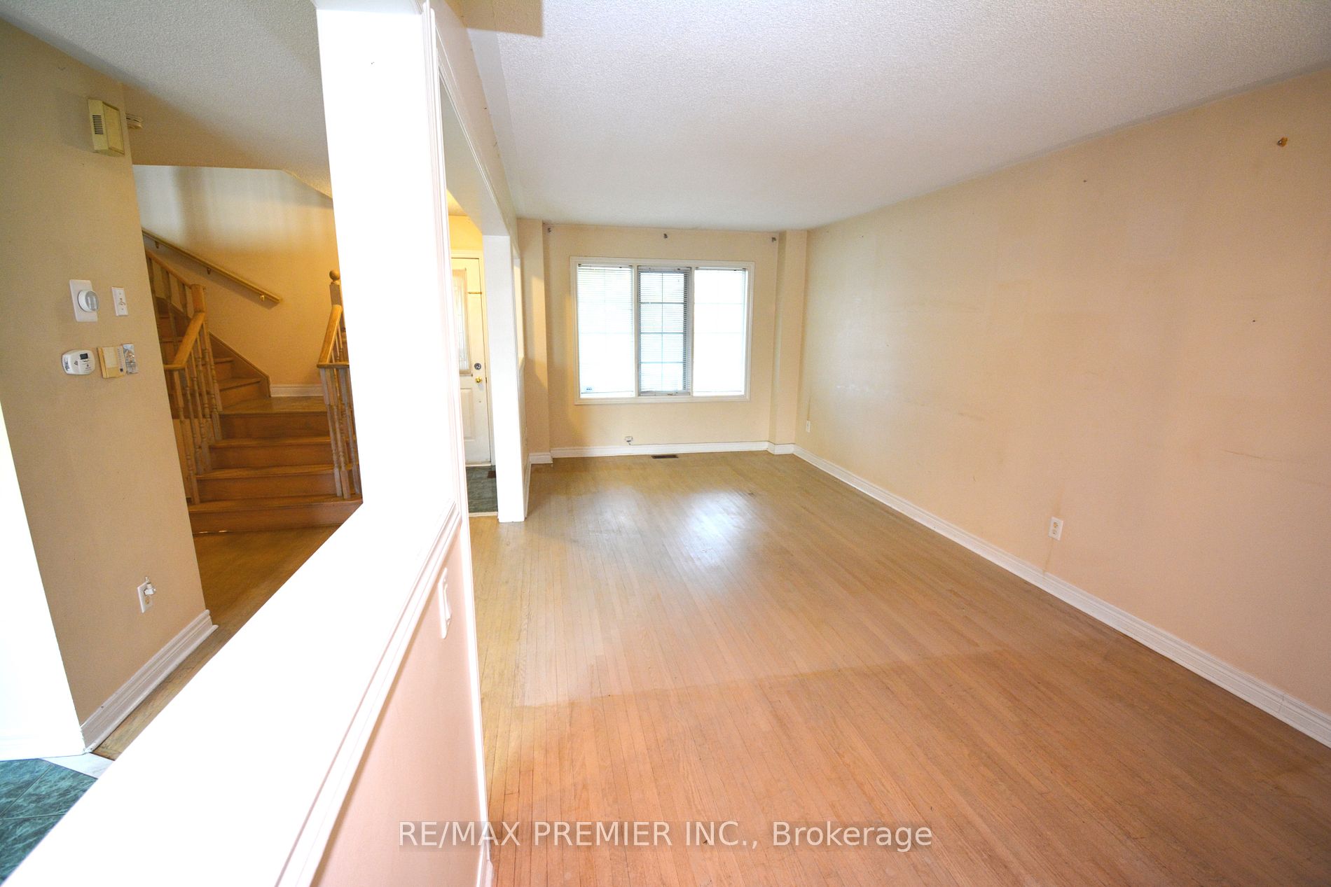 77 Stonebriar Dr