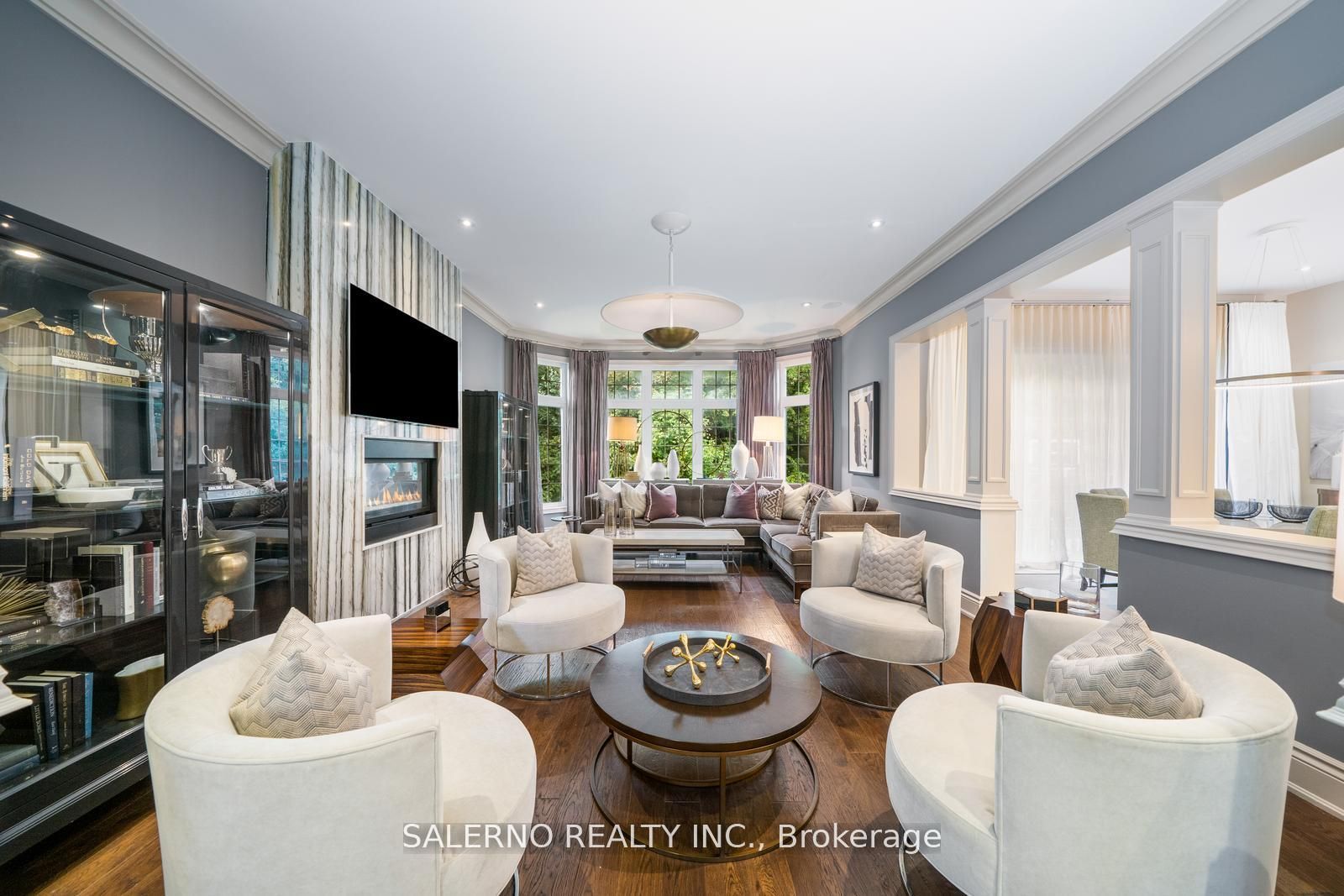 211 Grand Vellore Cres, #Upper
