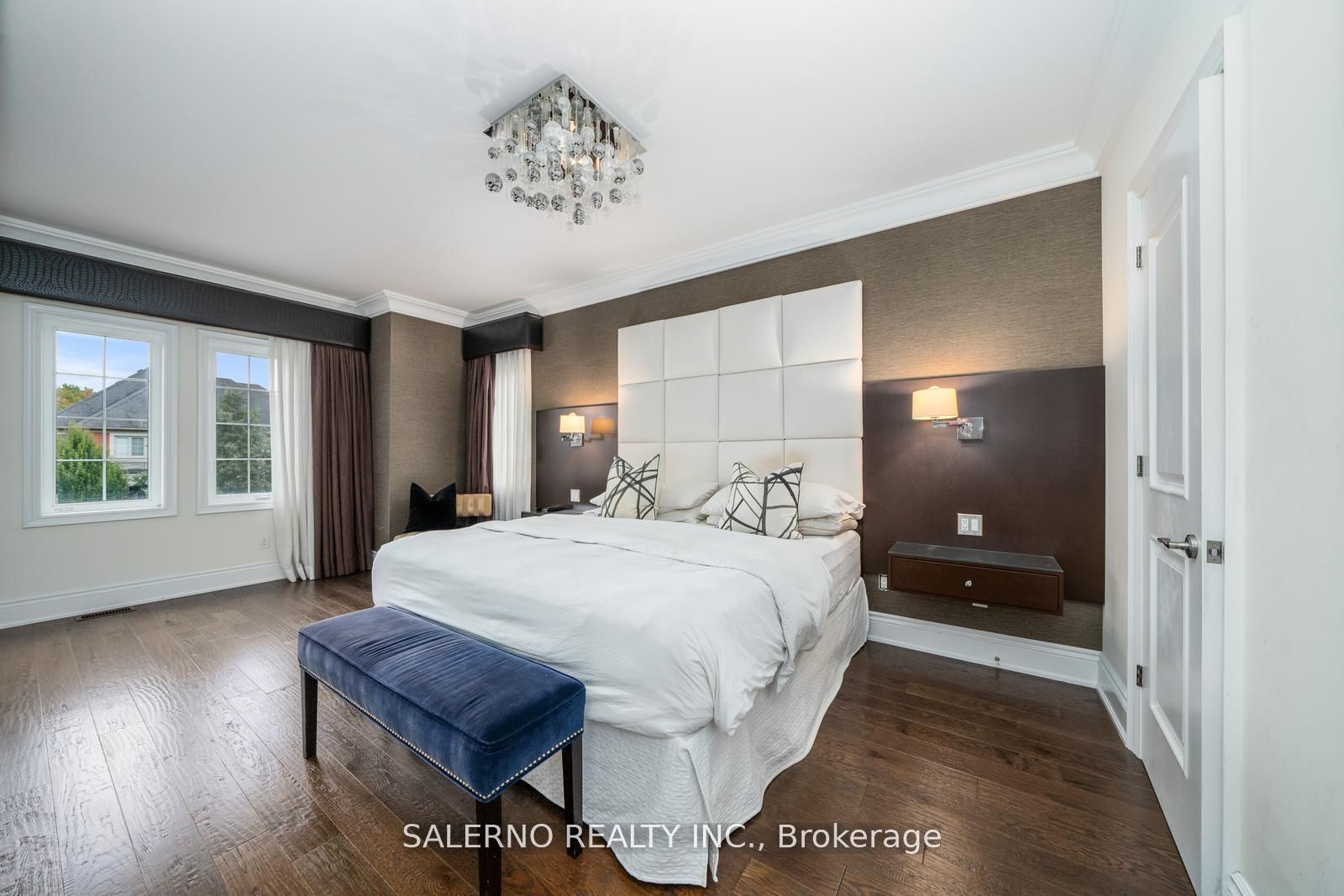 211 Grand Vellore Cres, #Upper