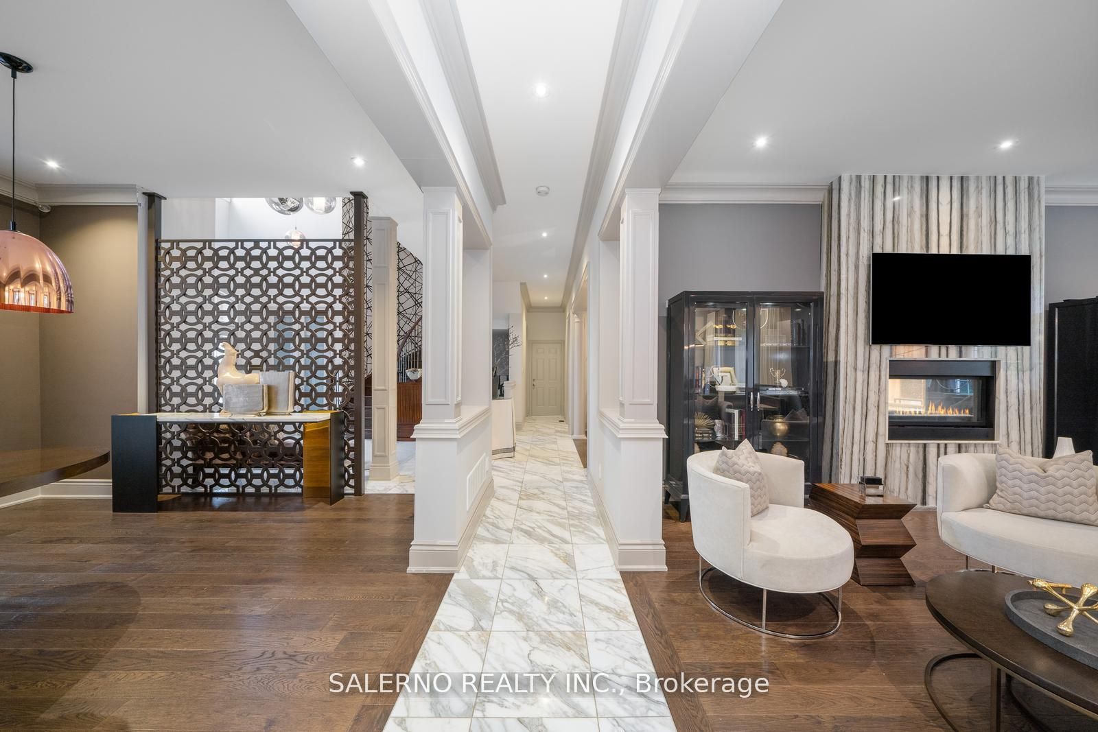 211 Grand Vellore Cres, #Upper