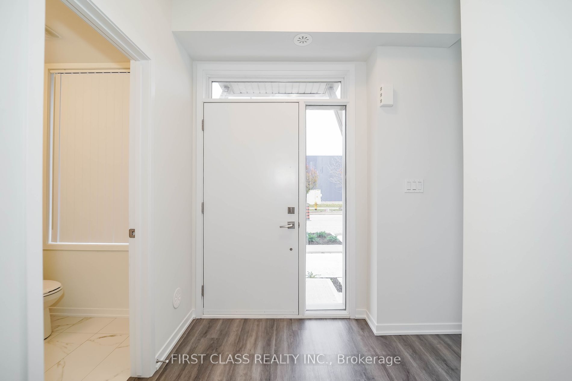 27 Mable Smith Way, #333