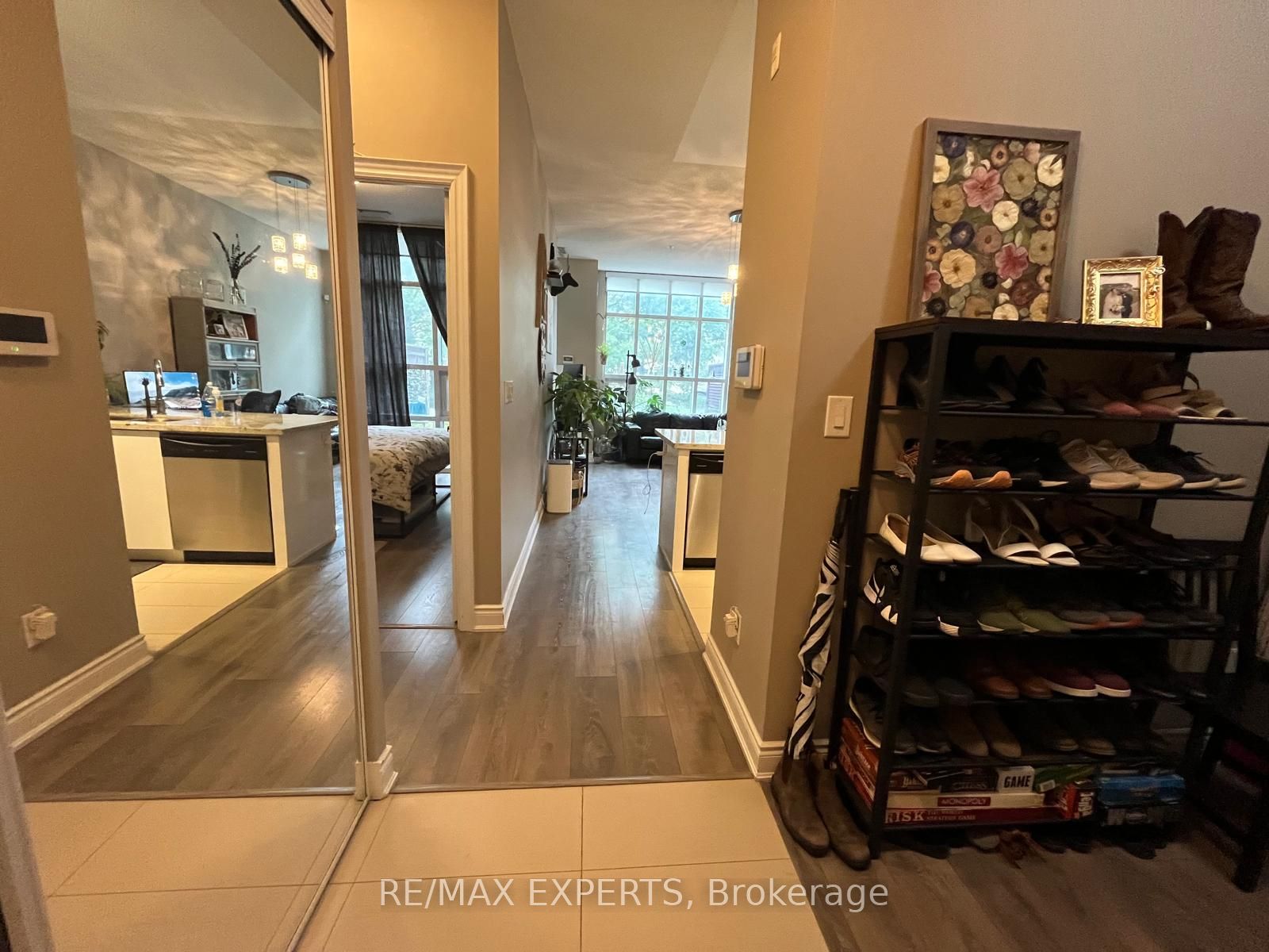2396 Major Mackenzie Dr W, #103