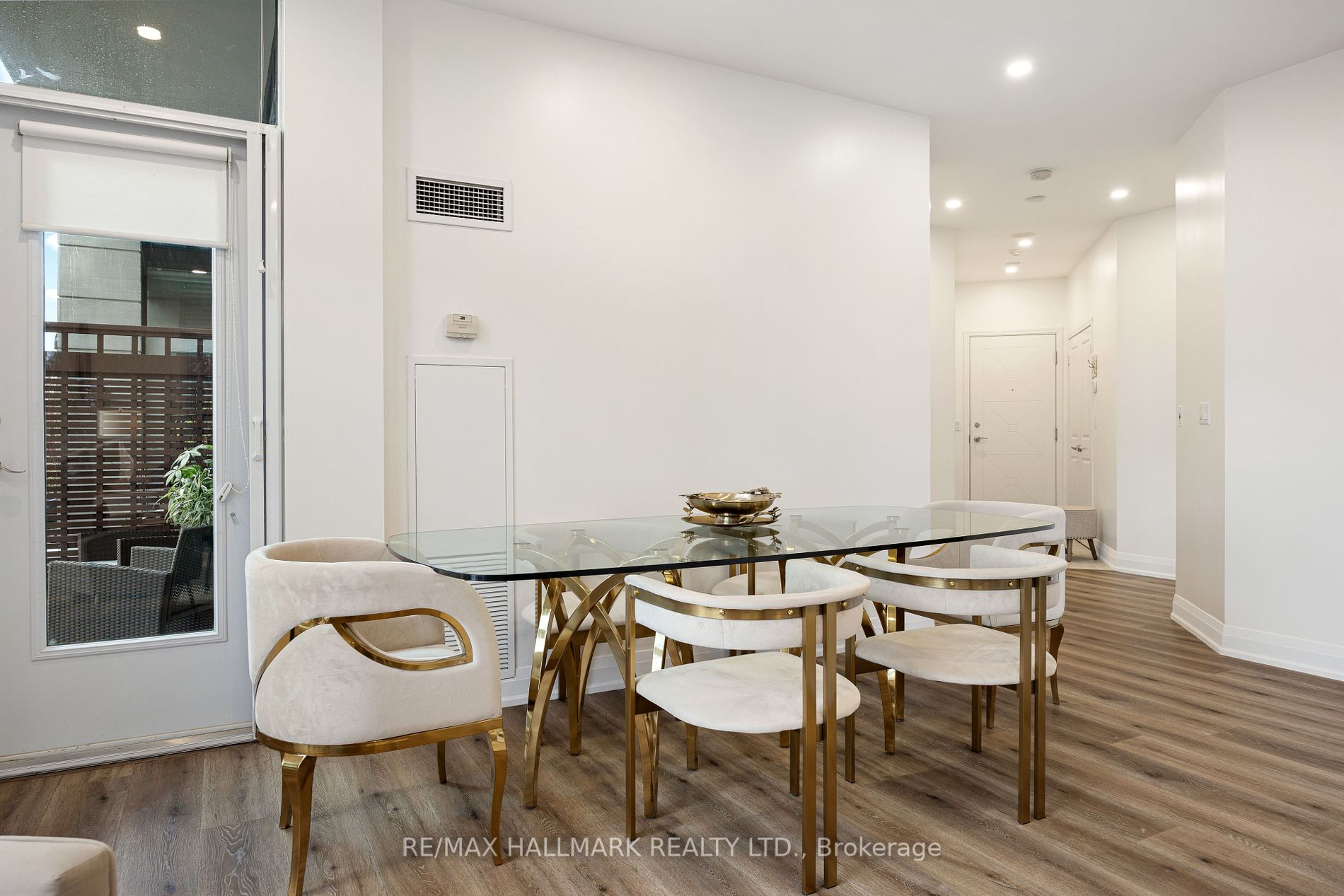 18 Harding Blvd, #114