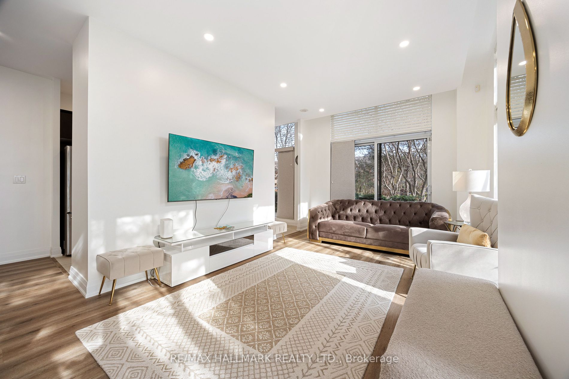 18 Harding Blvd, #114