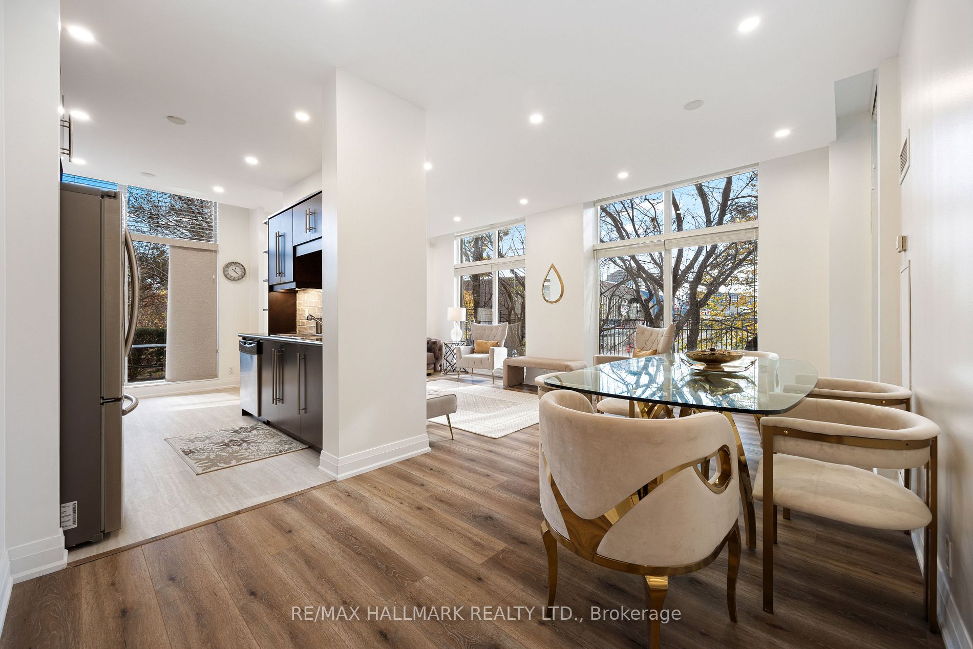 18 Harding Blvd, #114