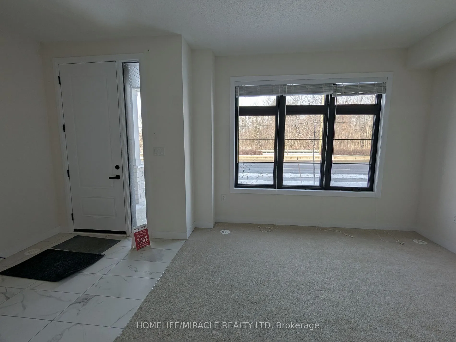 70 De La Roche Dr