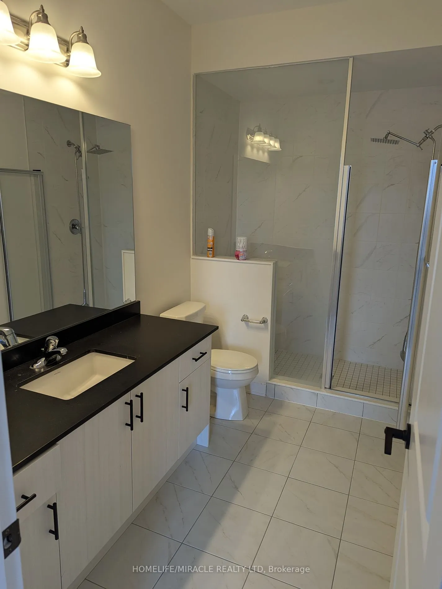 70 De La Roche Dr