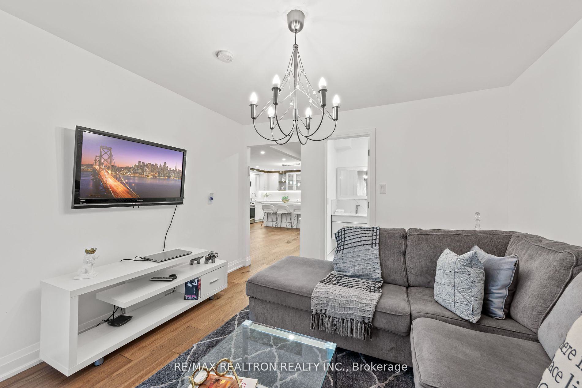 14 Mortimer Crt