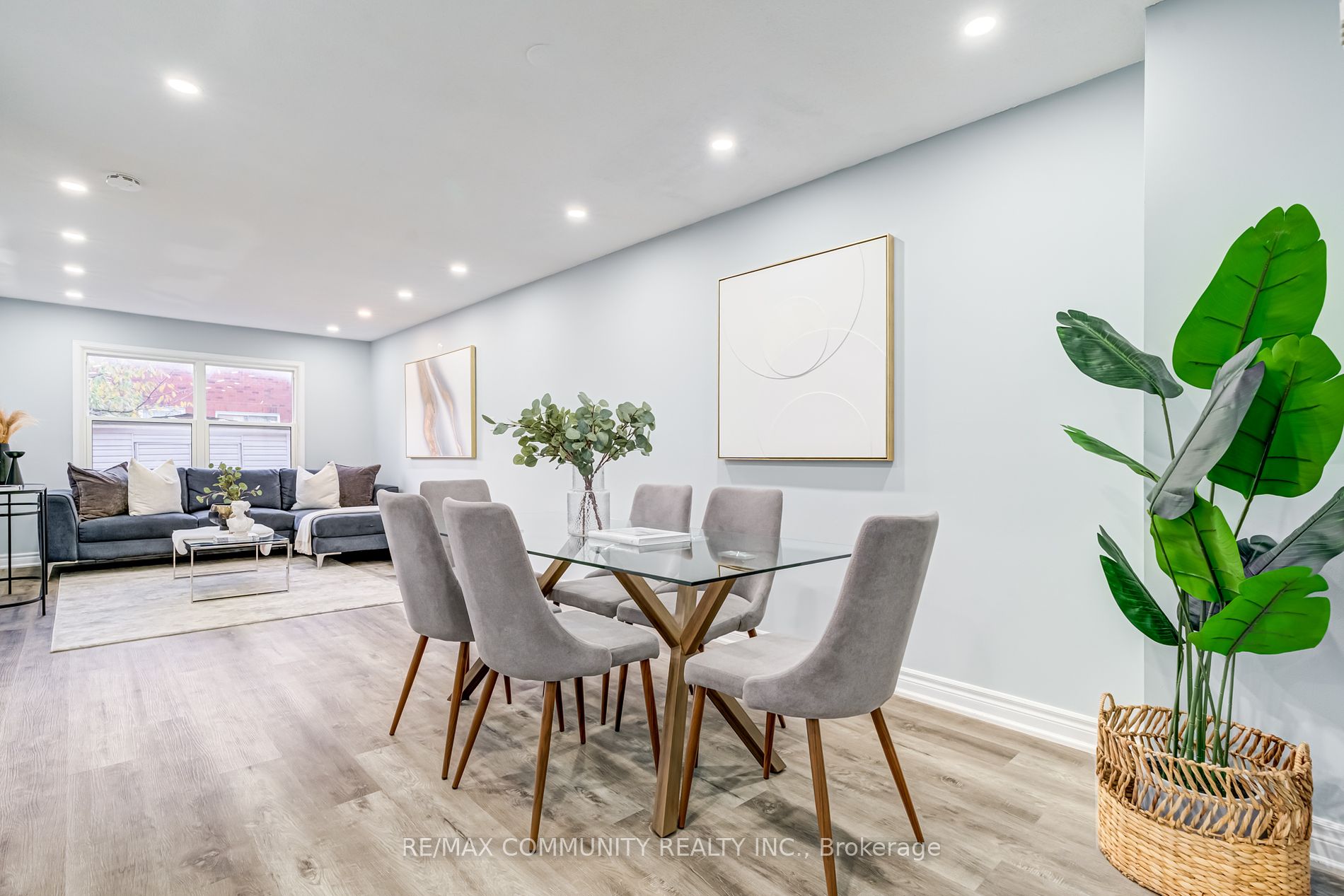 37 Irenemount Cres