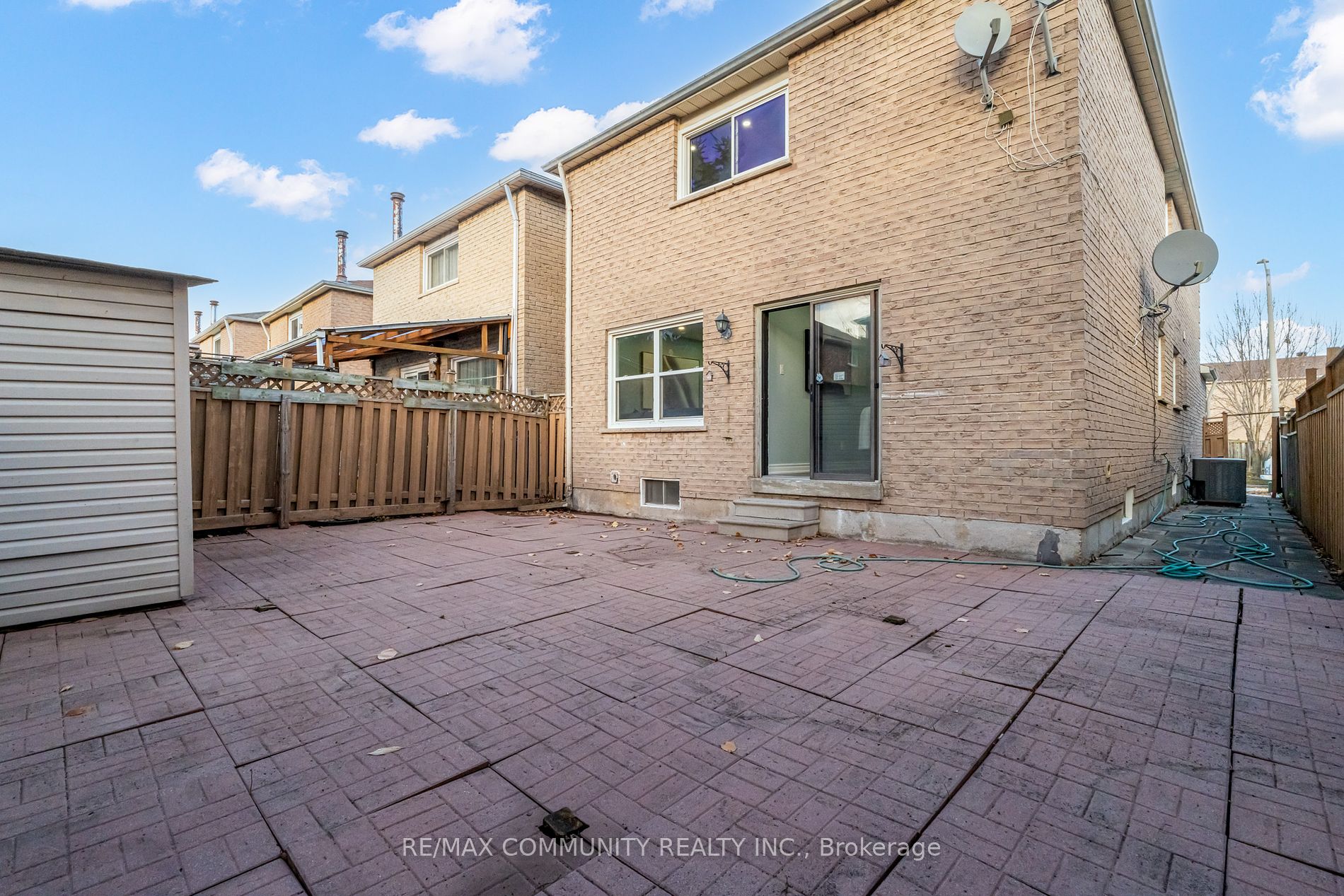 37 Irenemount Cres