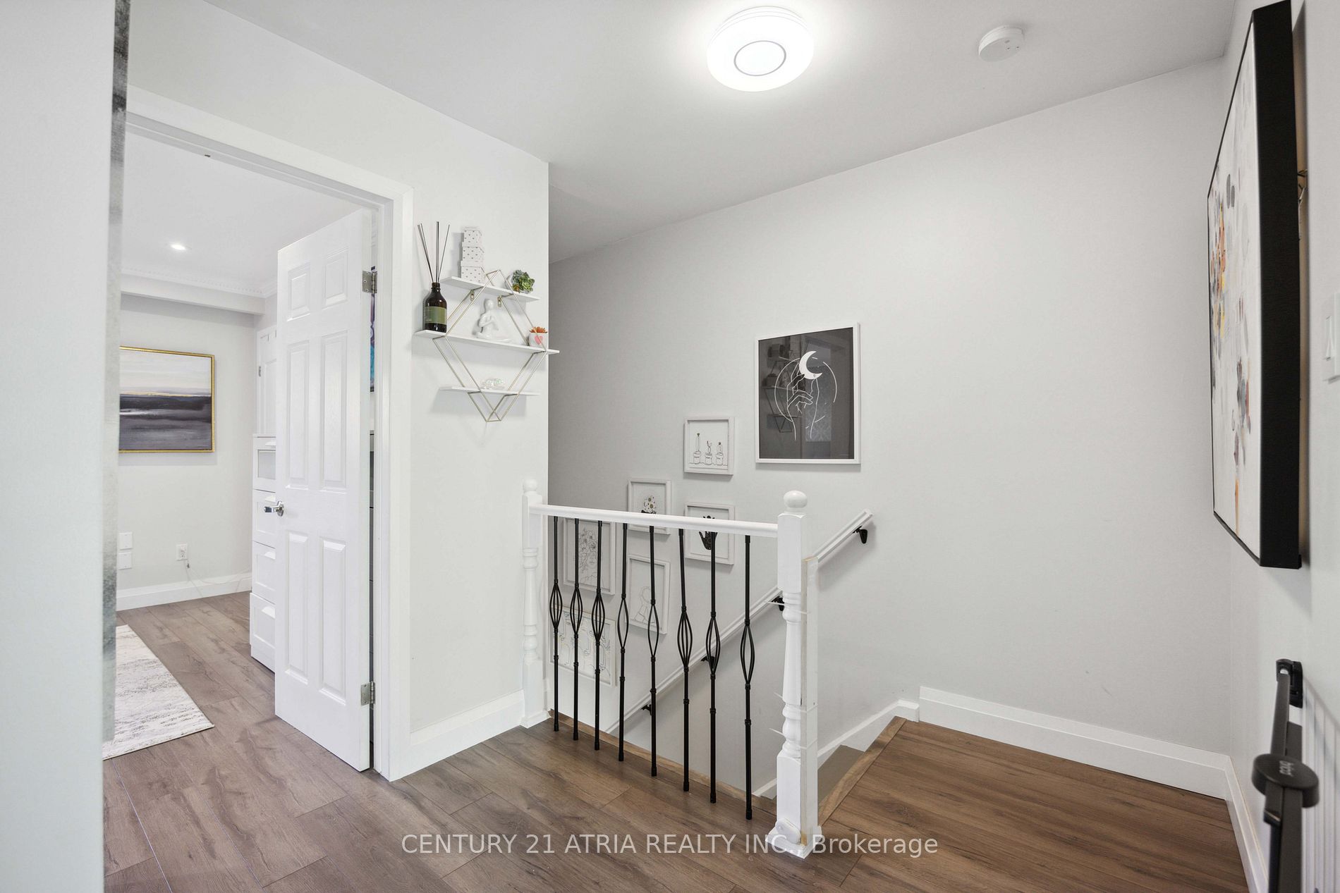 88 Rainbow Dr, #4