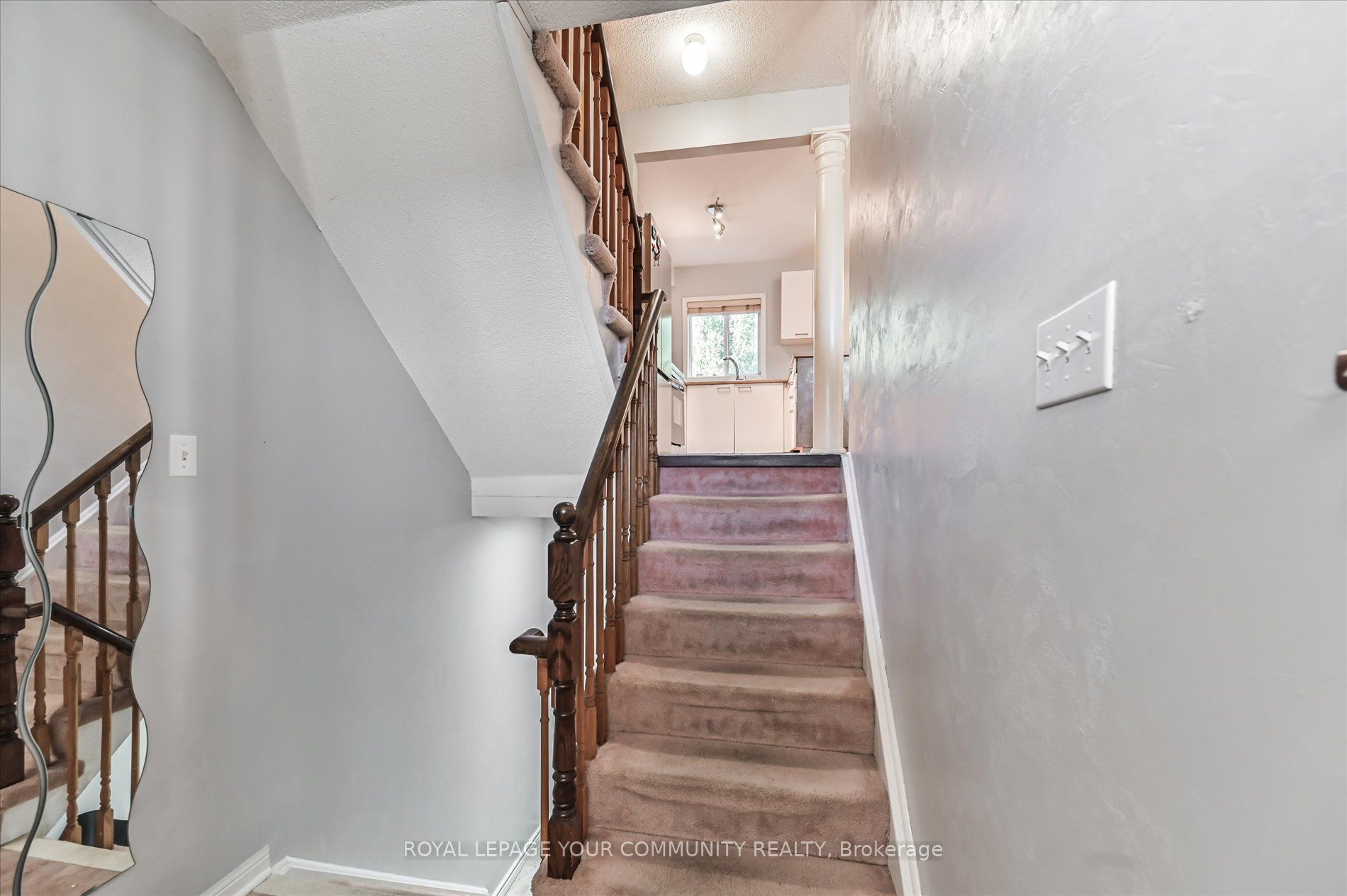 541 Bondi Ave