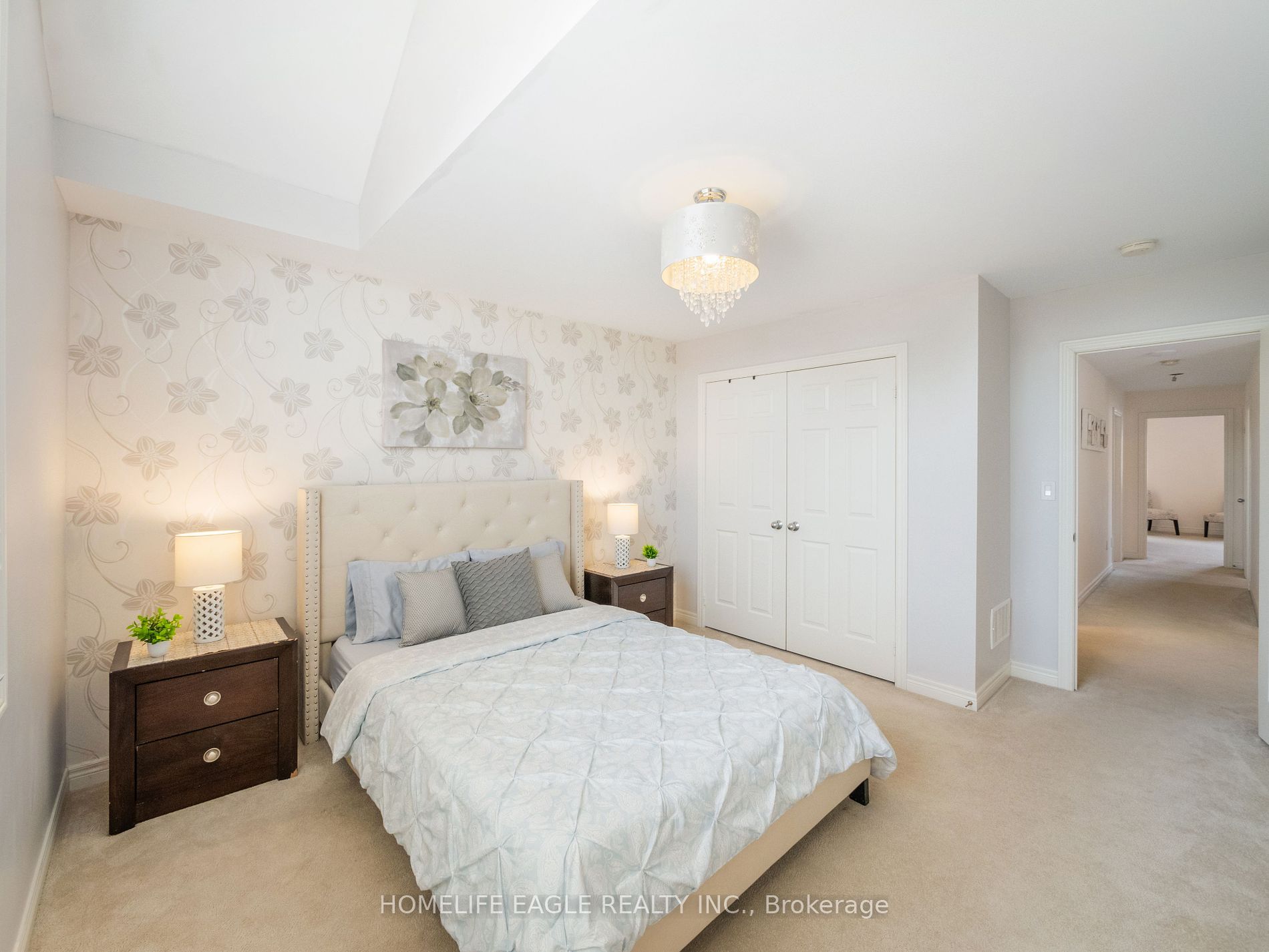 34 Brookview Dr