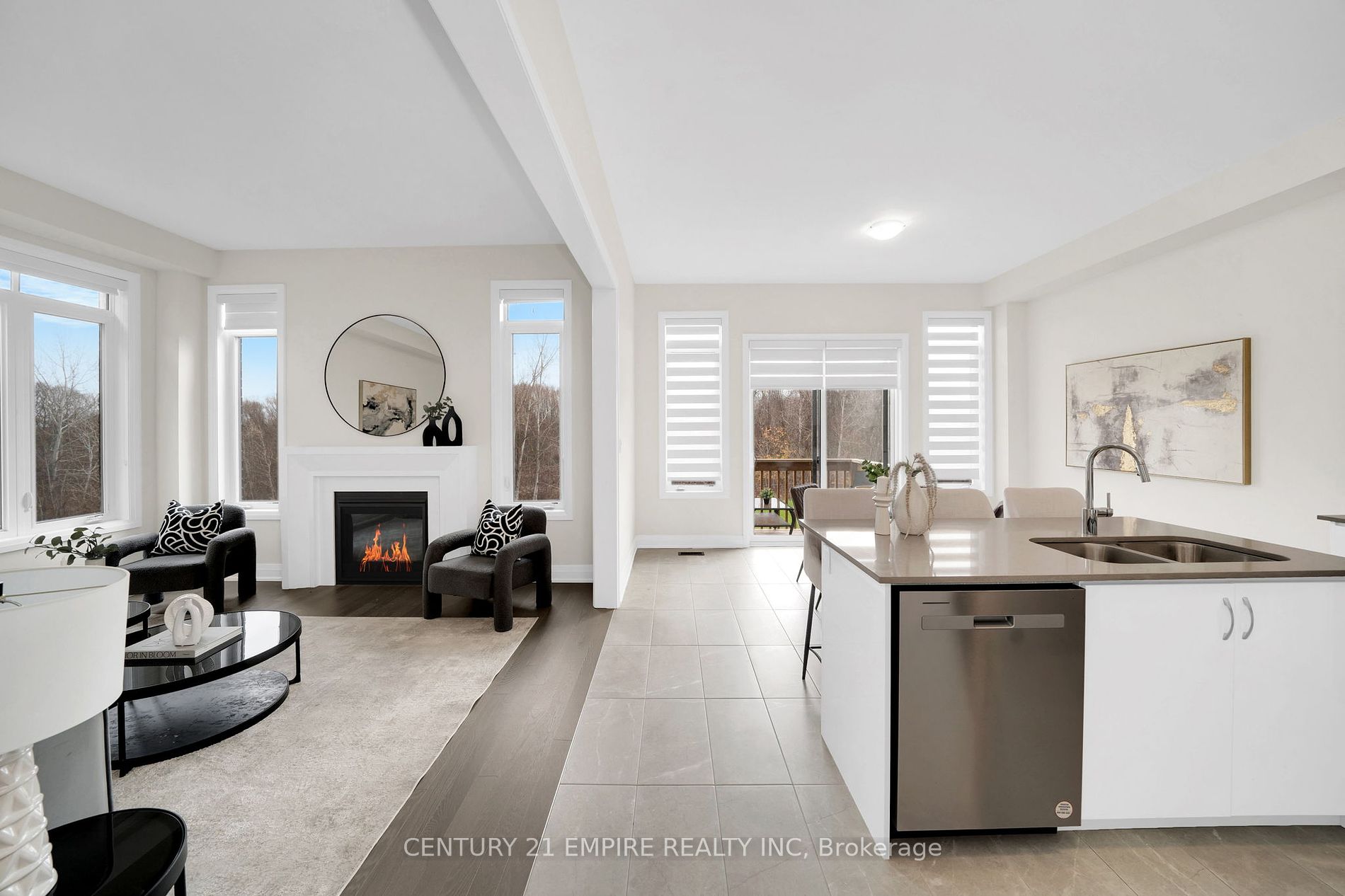 210 Ferragine Cres