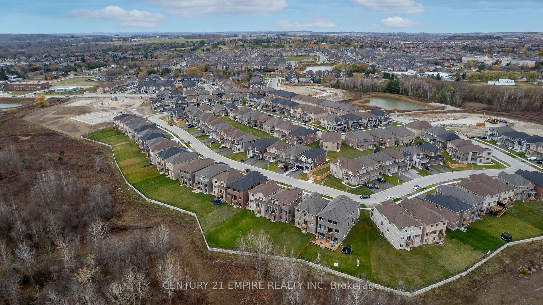 210 Ferragine Cres