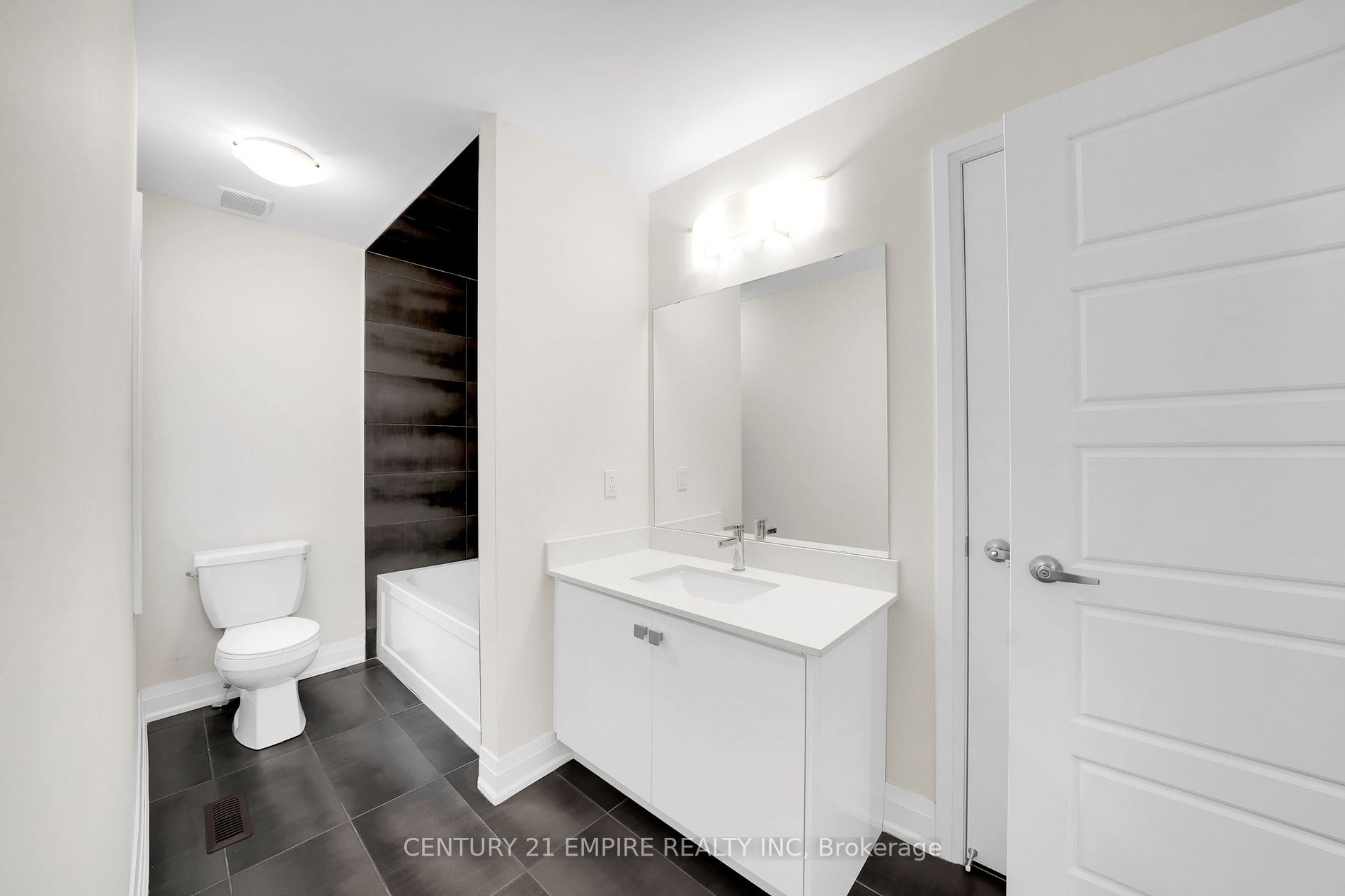 210 Ferragine Cres