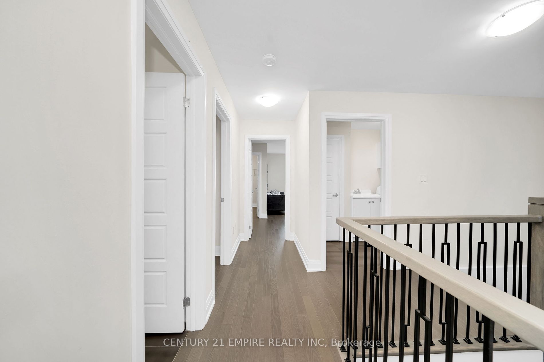210 Ferragine Cres