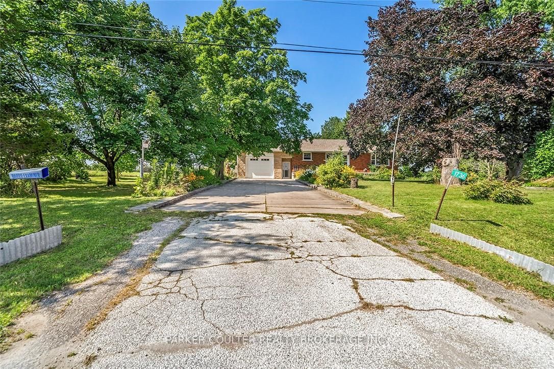1736 Killarney Beach Rd