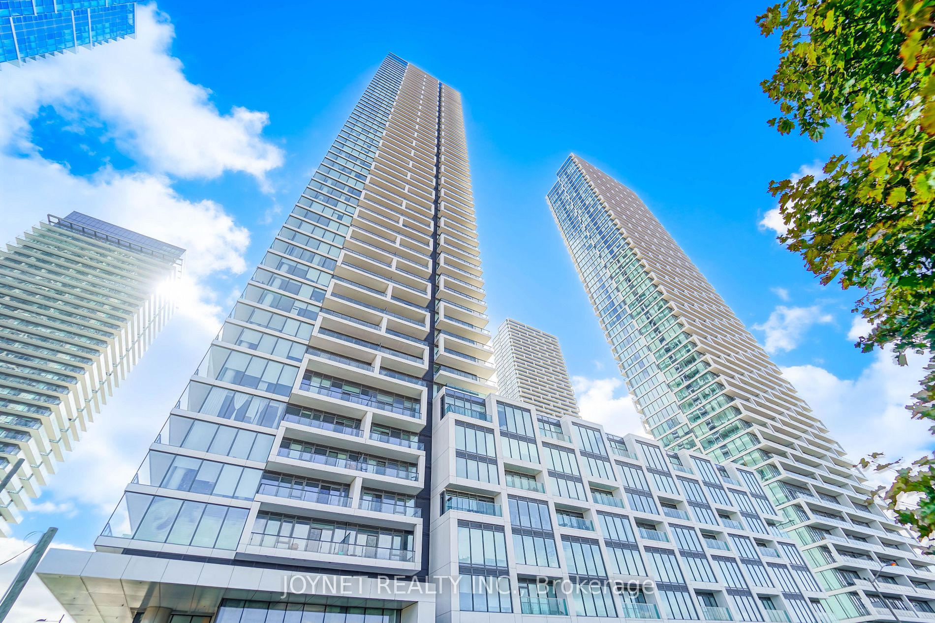 950 Portage Pkwy, #3905