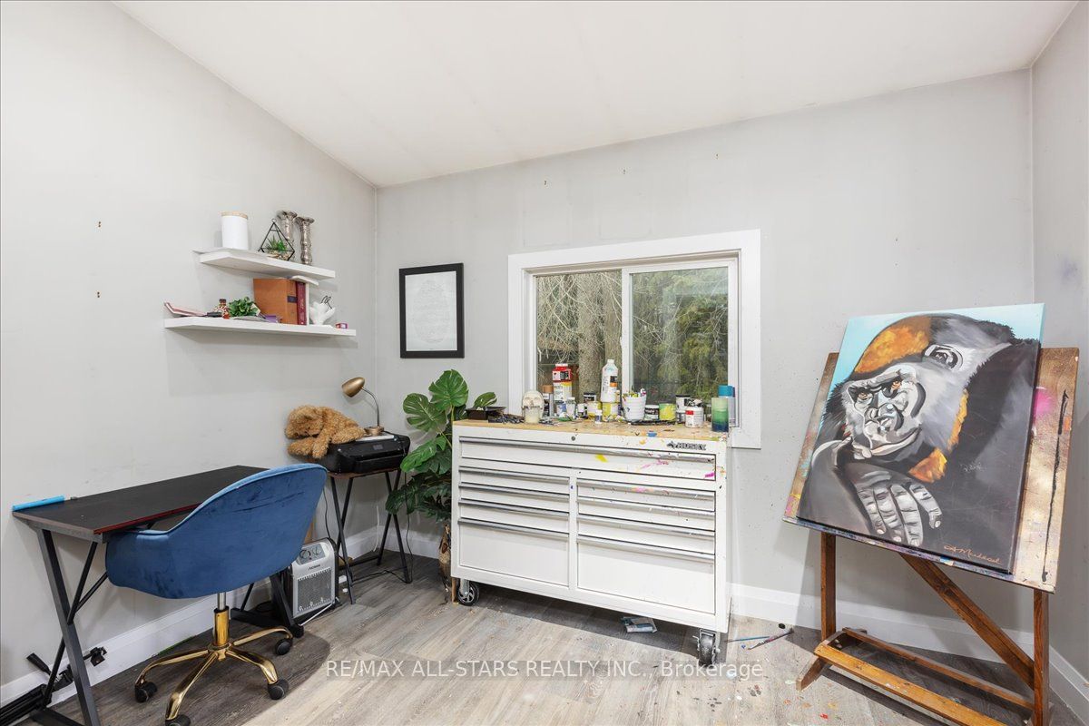 38 Minonen Rd