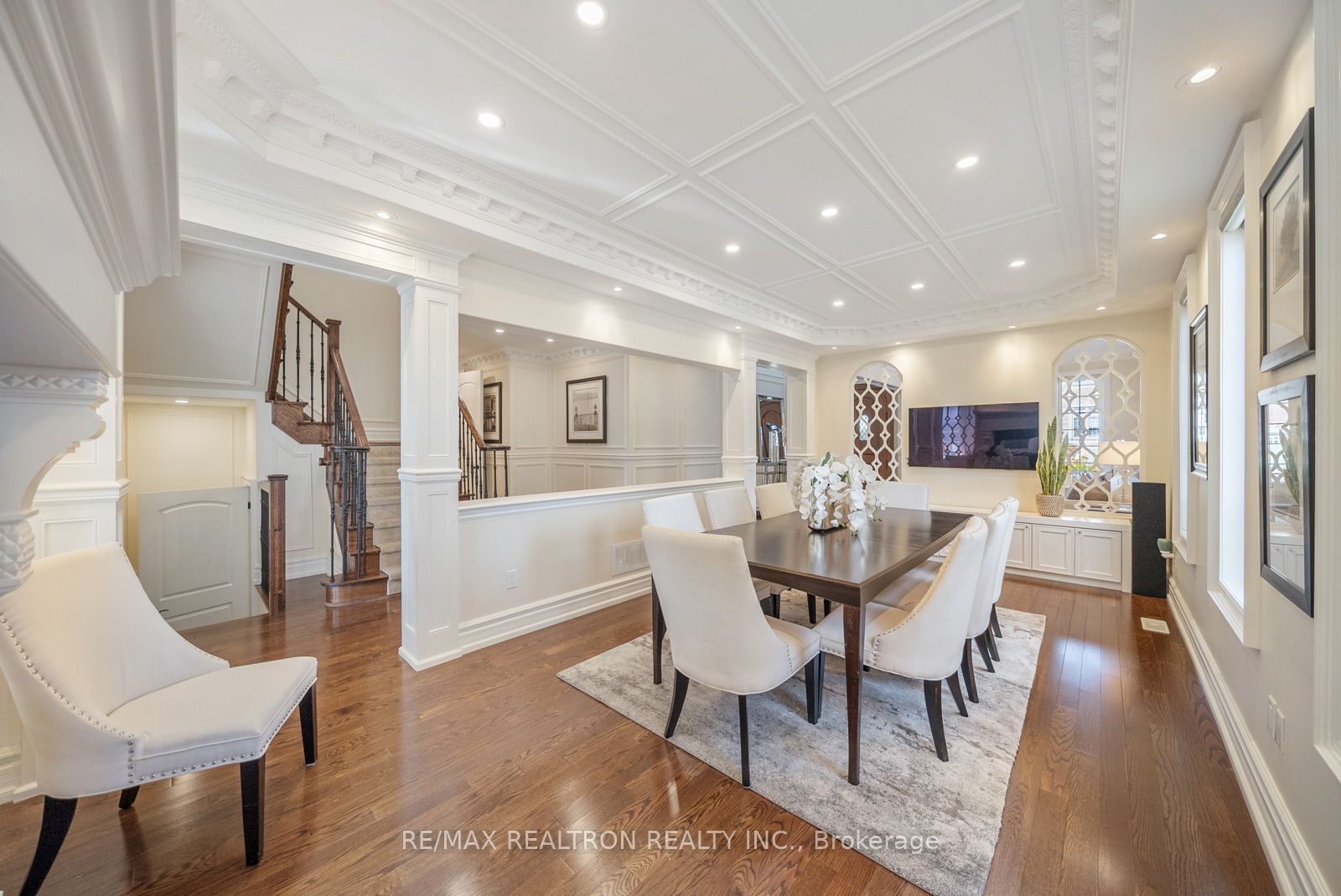 100 Glenheron Cres