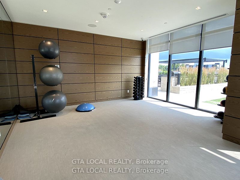 1 Grandview Ave, #503
