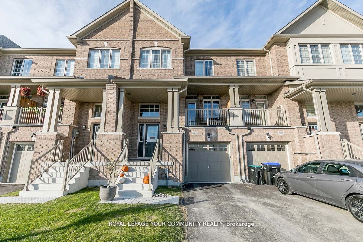 2203 Grainger Loop