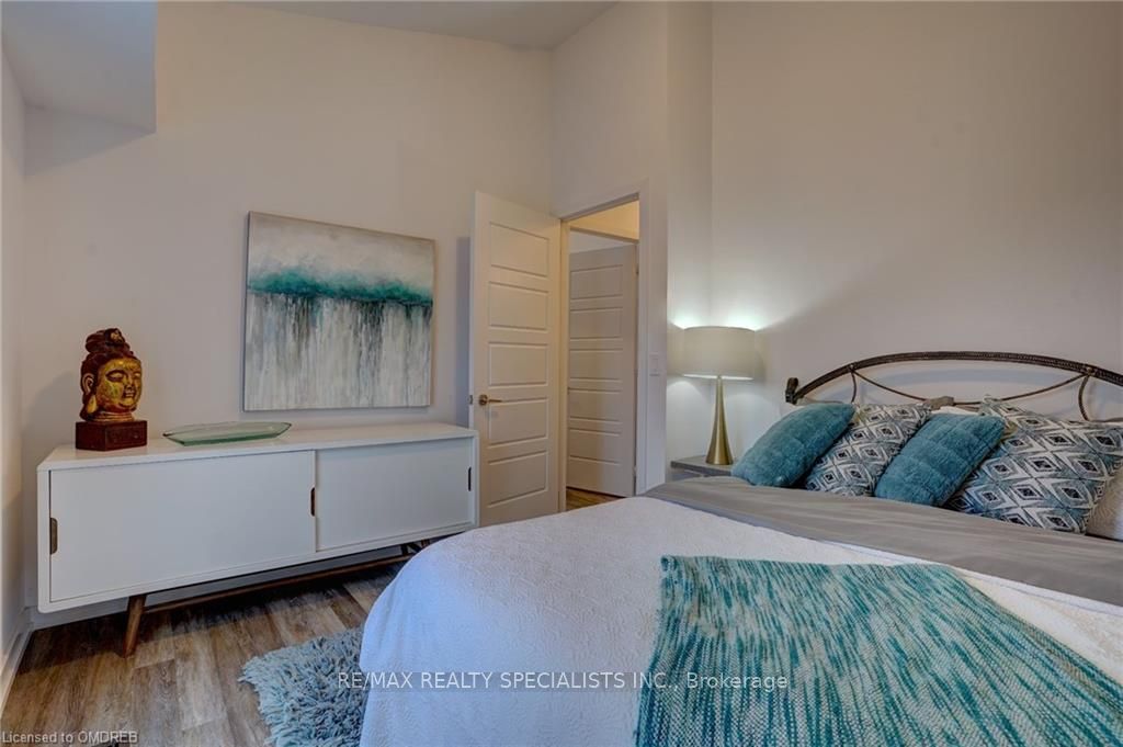 233 Broward Way, #10