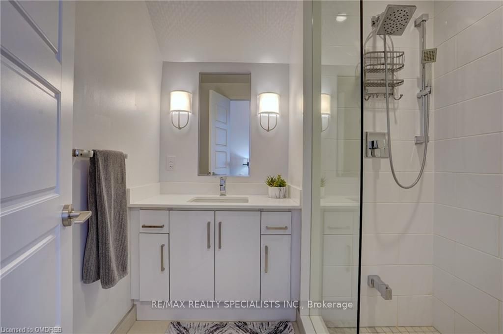 233 Broward Way, #10