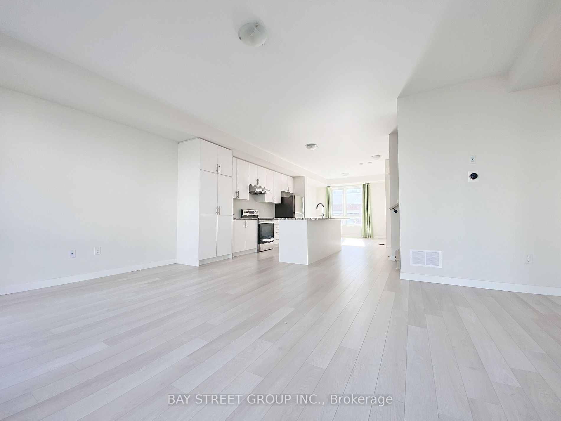 17 James Noble Lane, #106