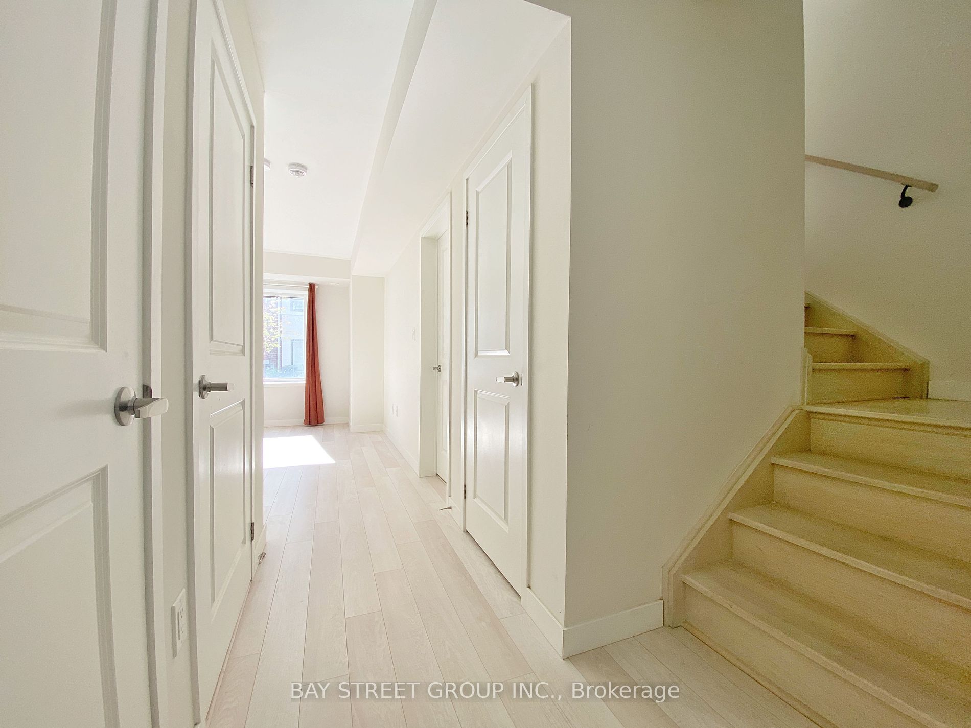 17 James Noble Lane, #106
