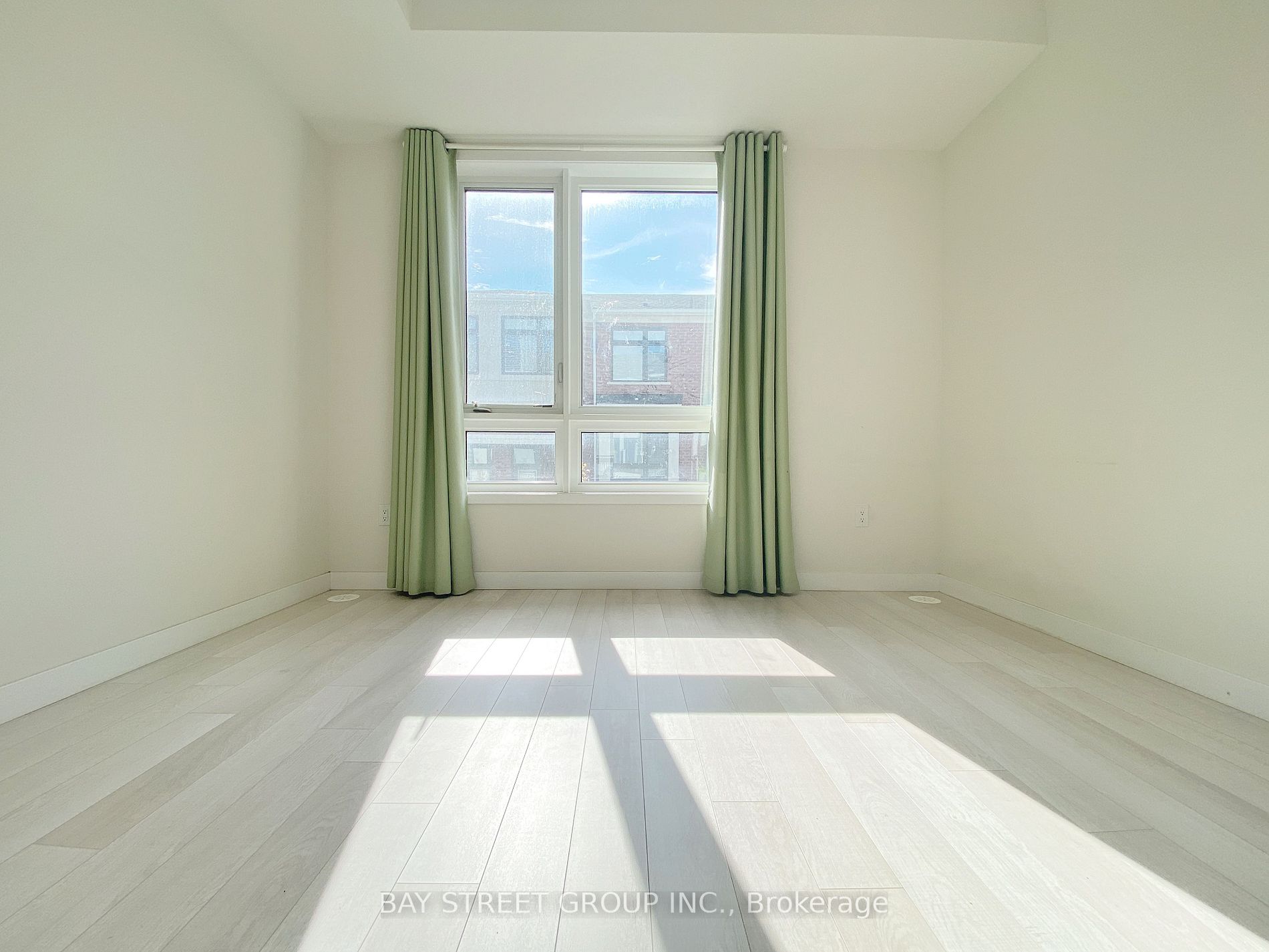 17 James Noble Lane, #106
