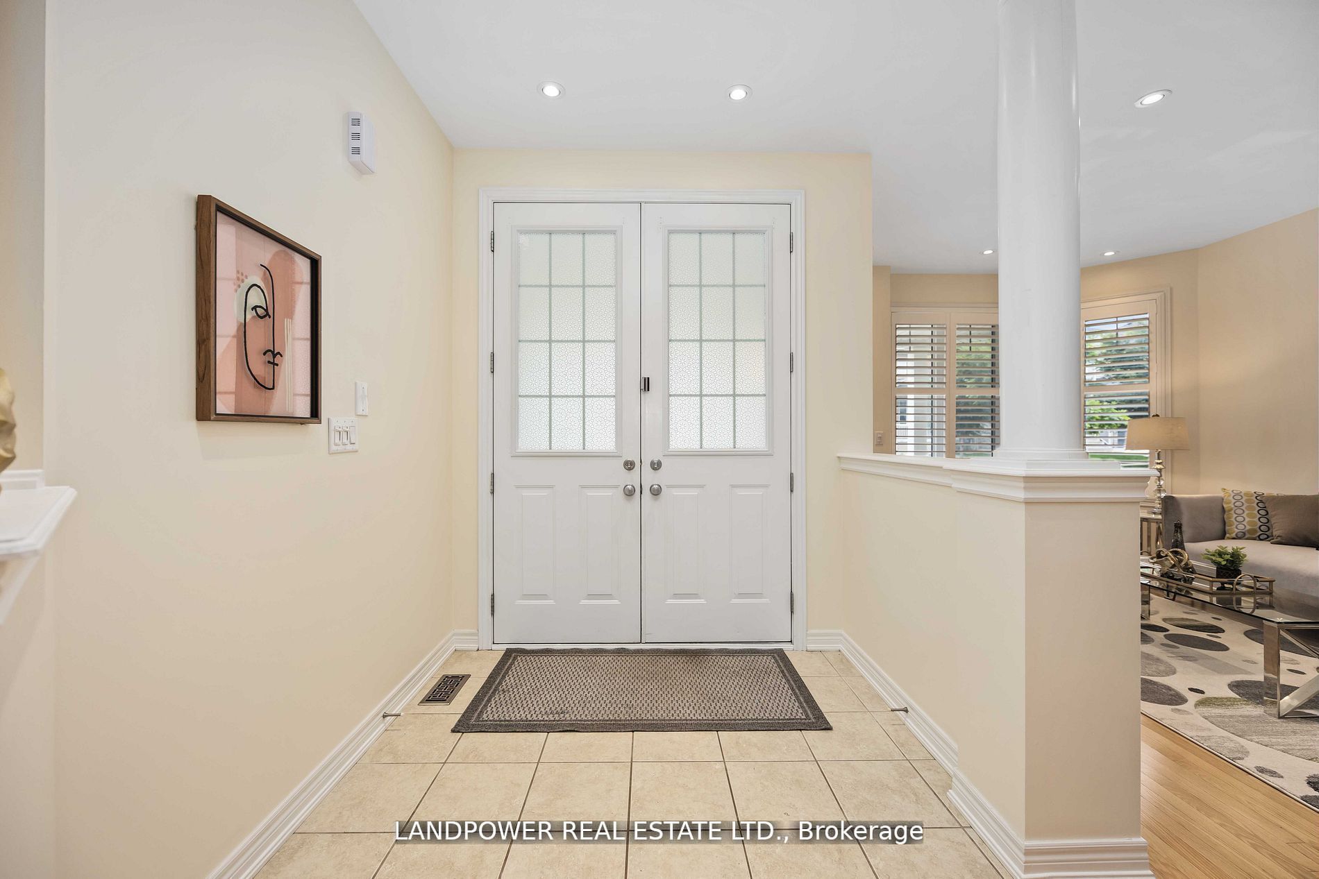 48 Farmhouse Cres
