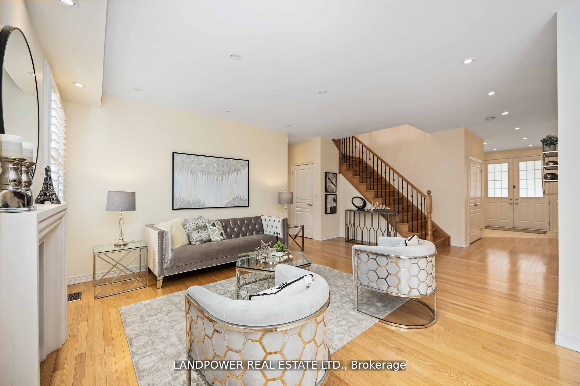 48 Farmhouse Cres