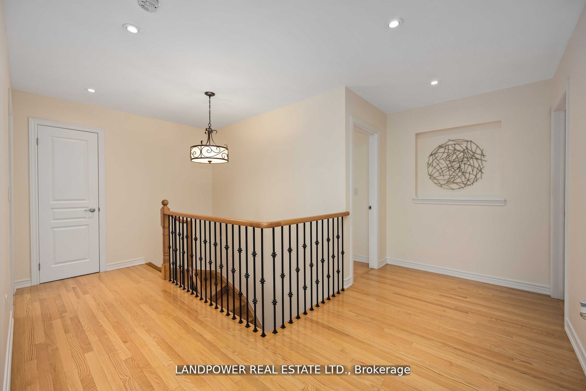 48 Farmhouse Cres