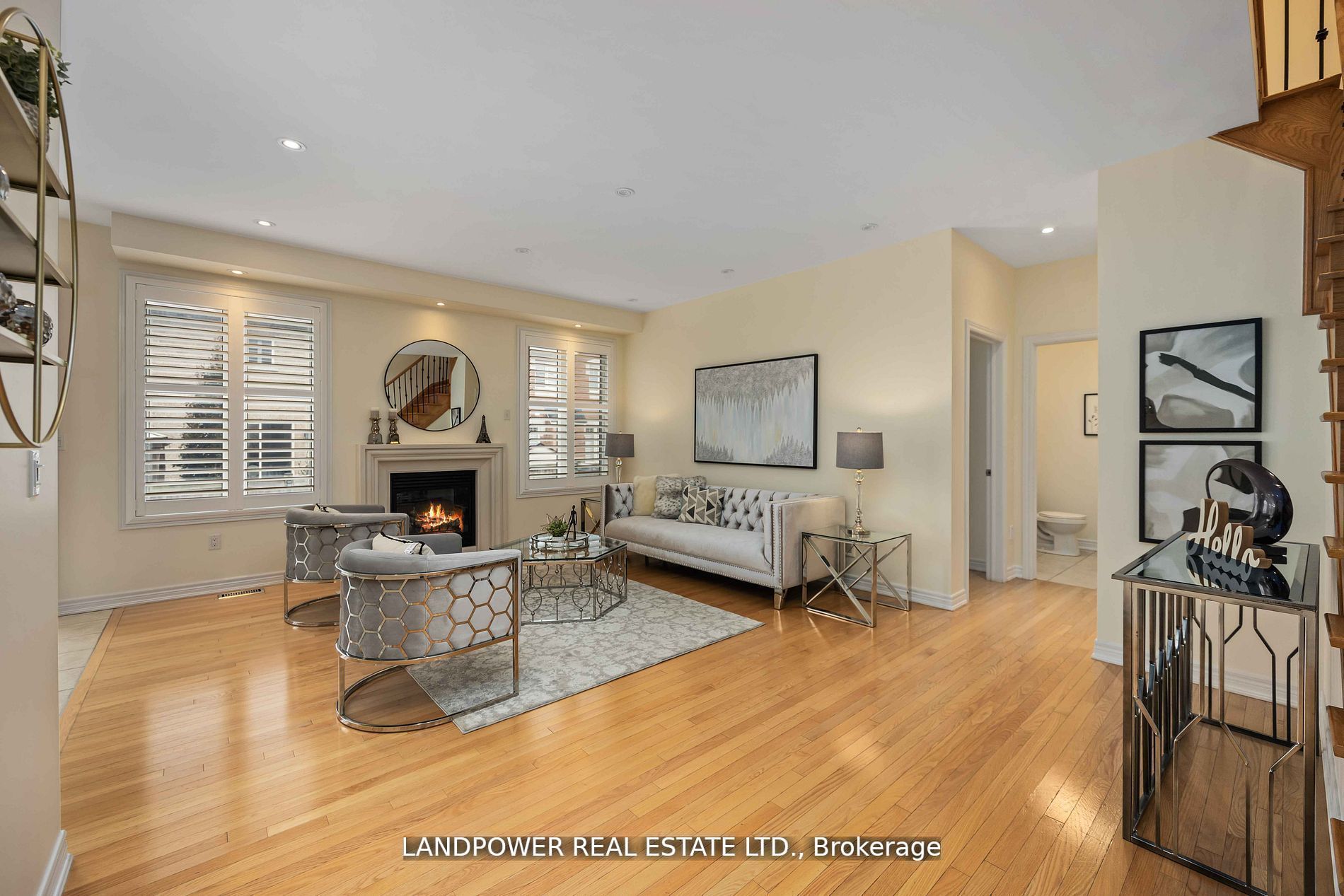 48 Farmhouse Cres
