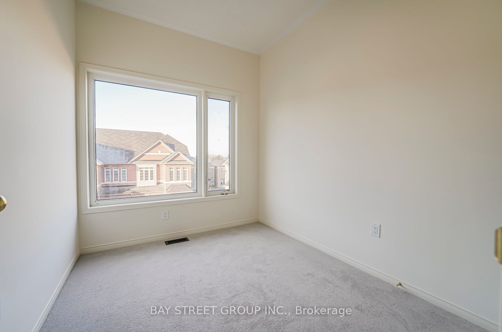 105 Ness Dr