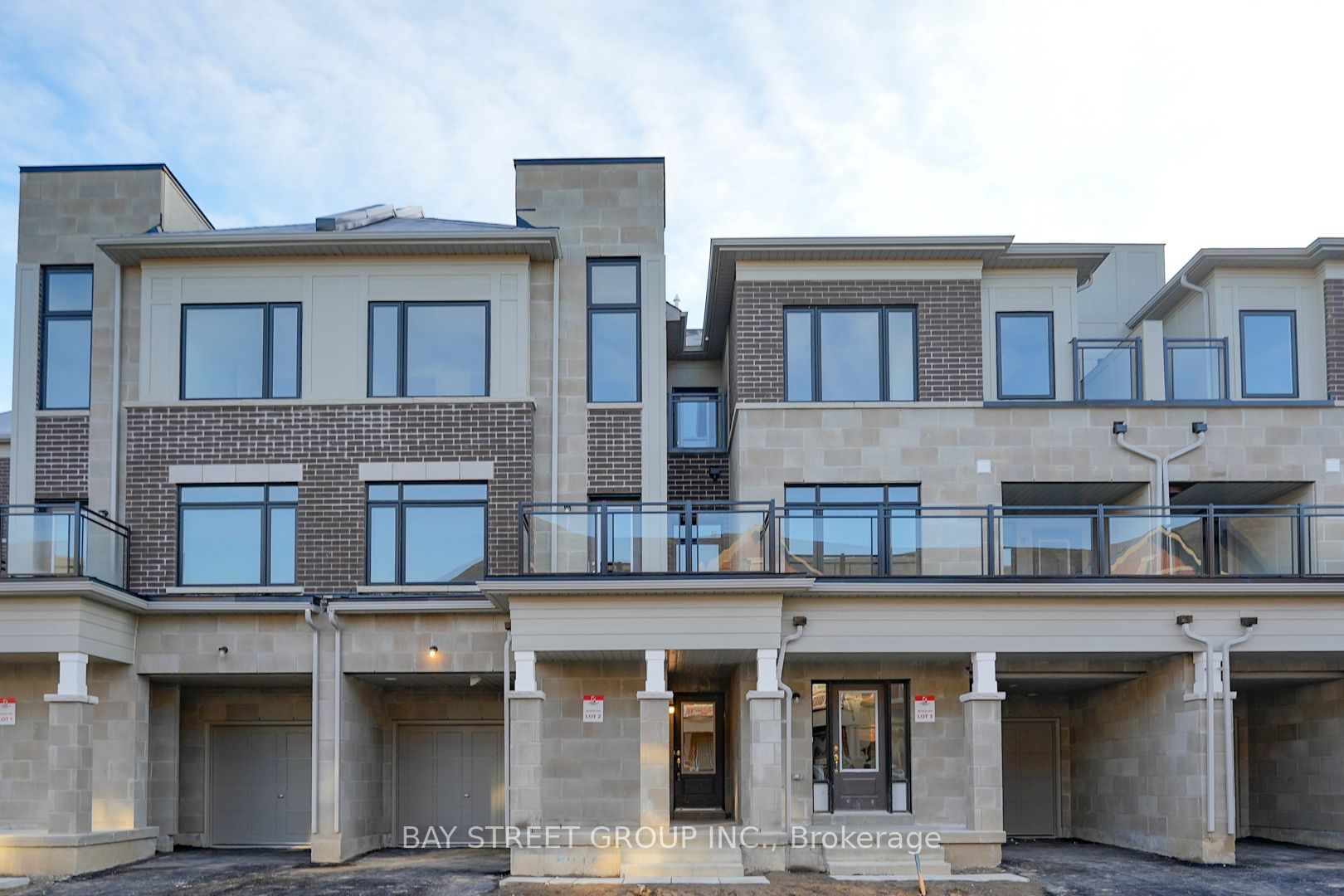 105 Ness Dr