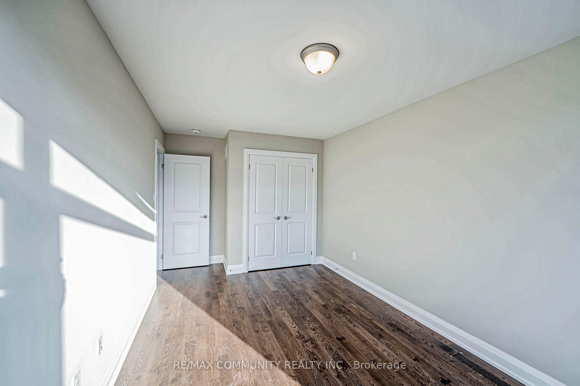 923 Isaac Phillips Way