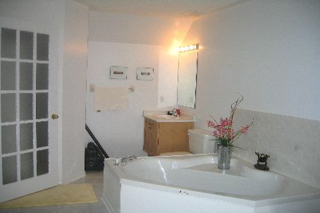 23 Observatory Lane #51