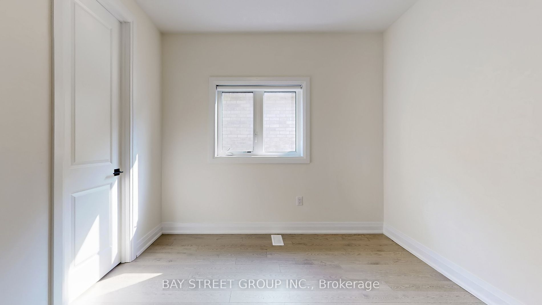 97 Halldorson Ave