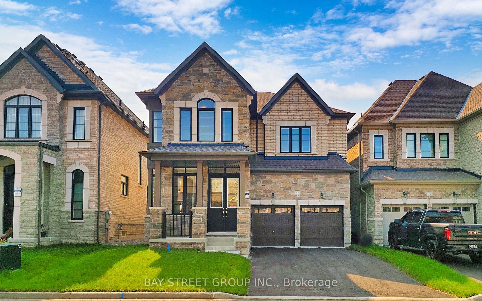 97 Halldorson Ave